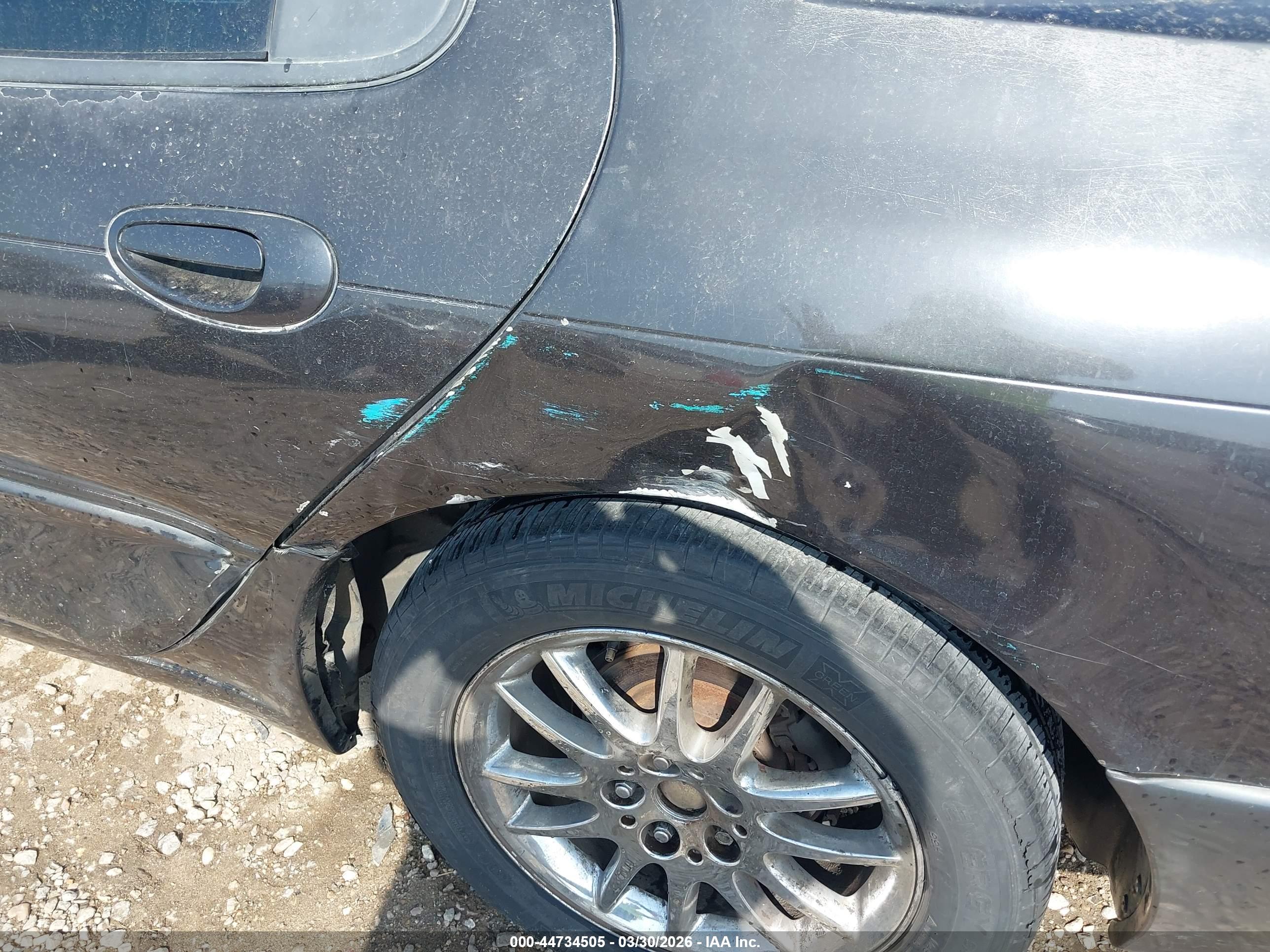 CHRYSLER 300M image 6