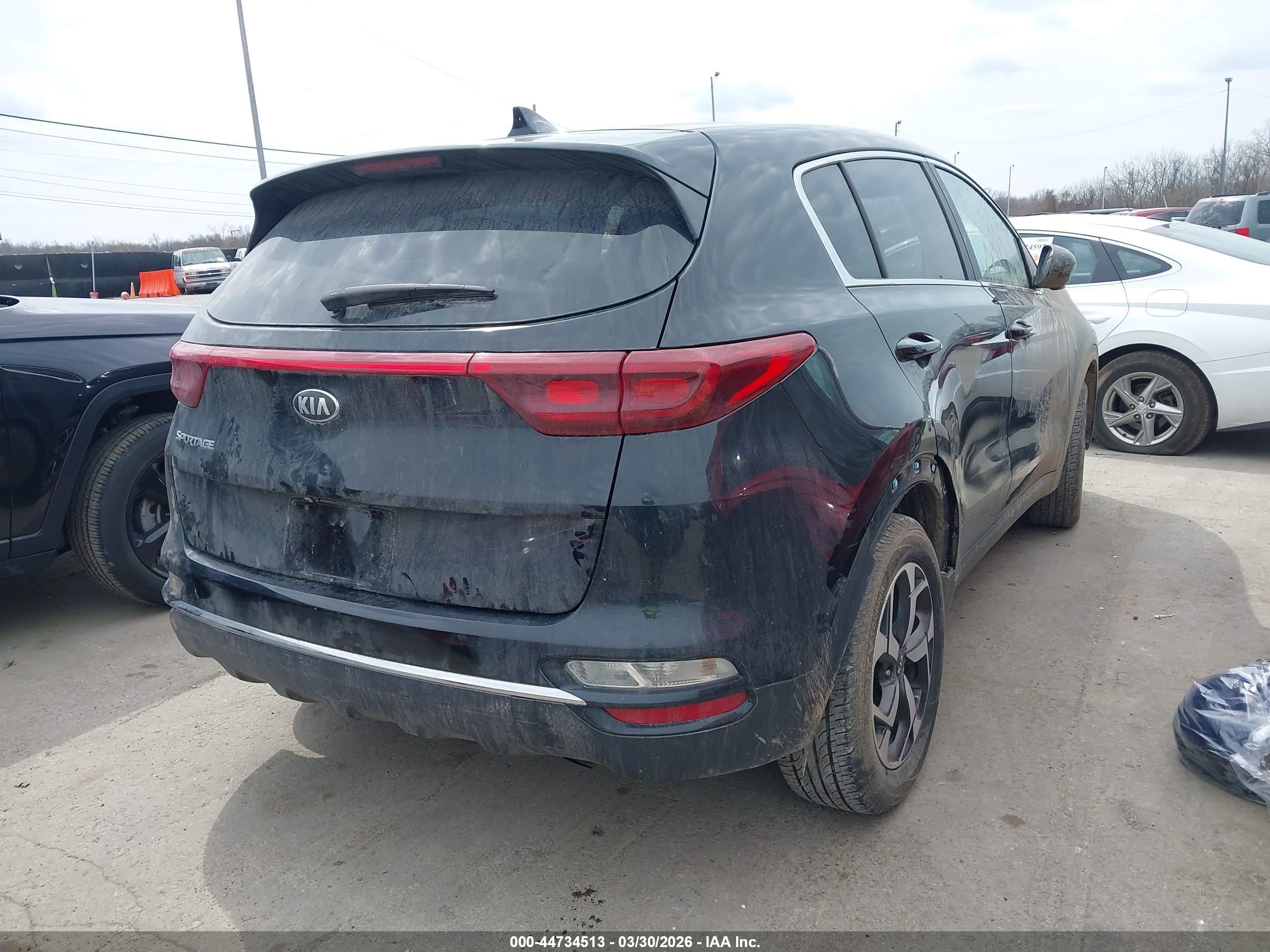 KIA SPORTAGE image 4
