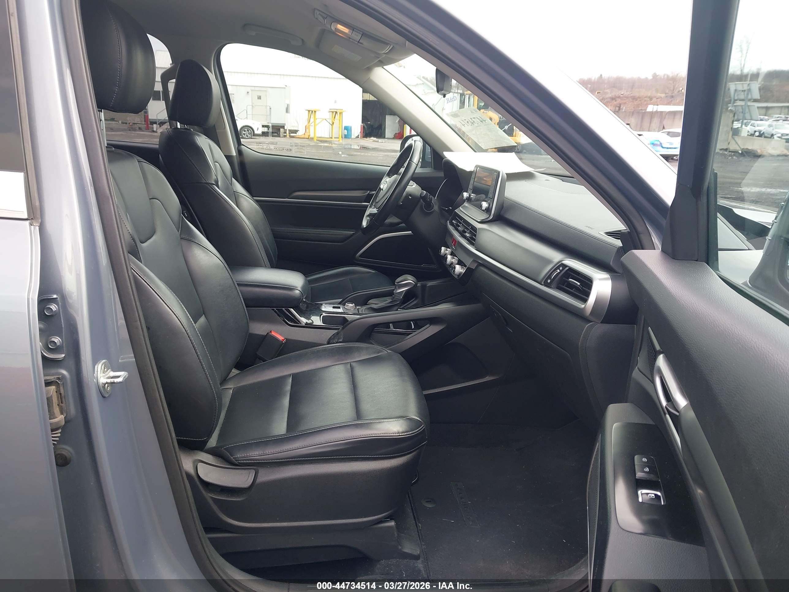 KIA TELLURIDE image 5