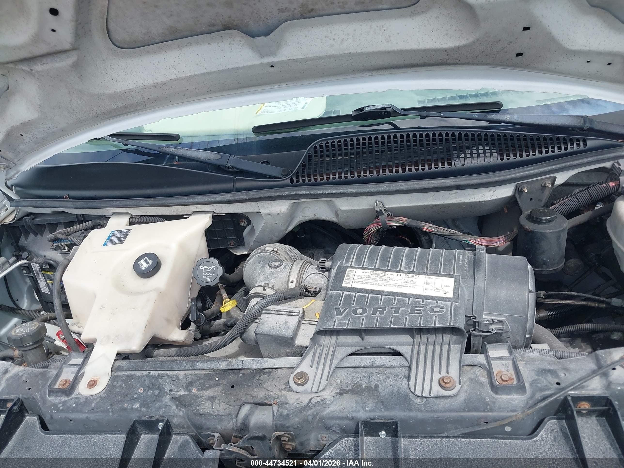 GMC SAVANA image 10