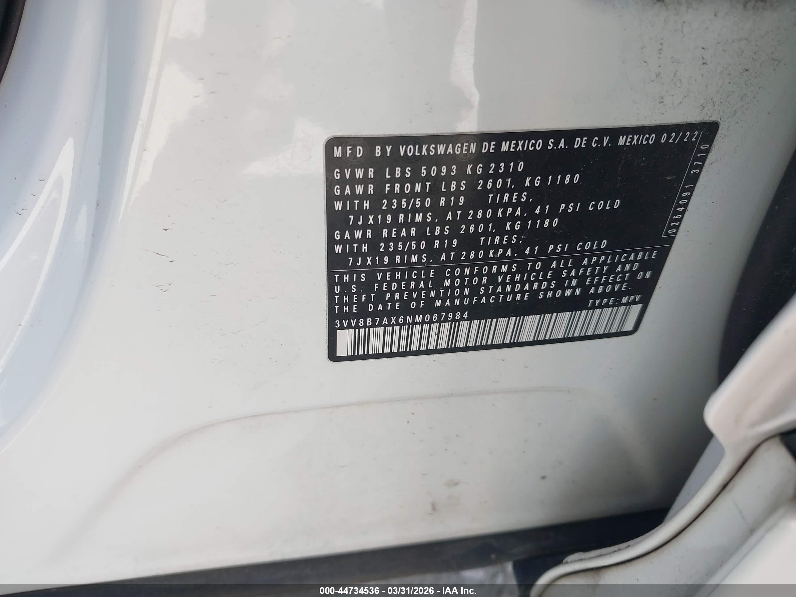 VOLKSWAGEN TIGUAN image 9