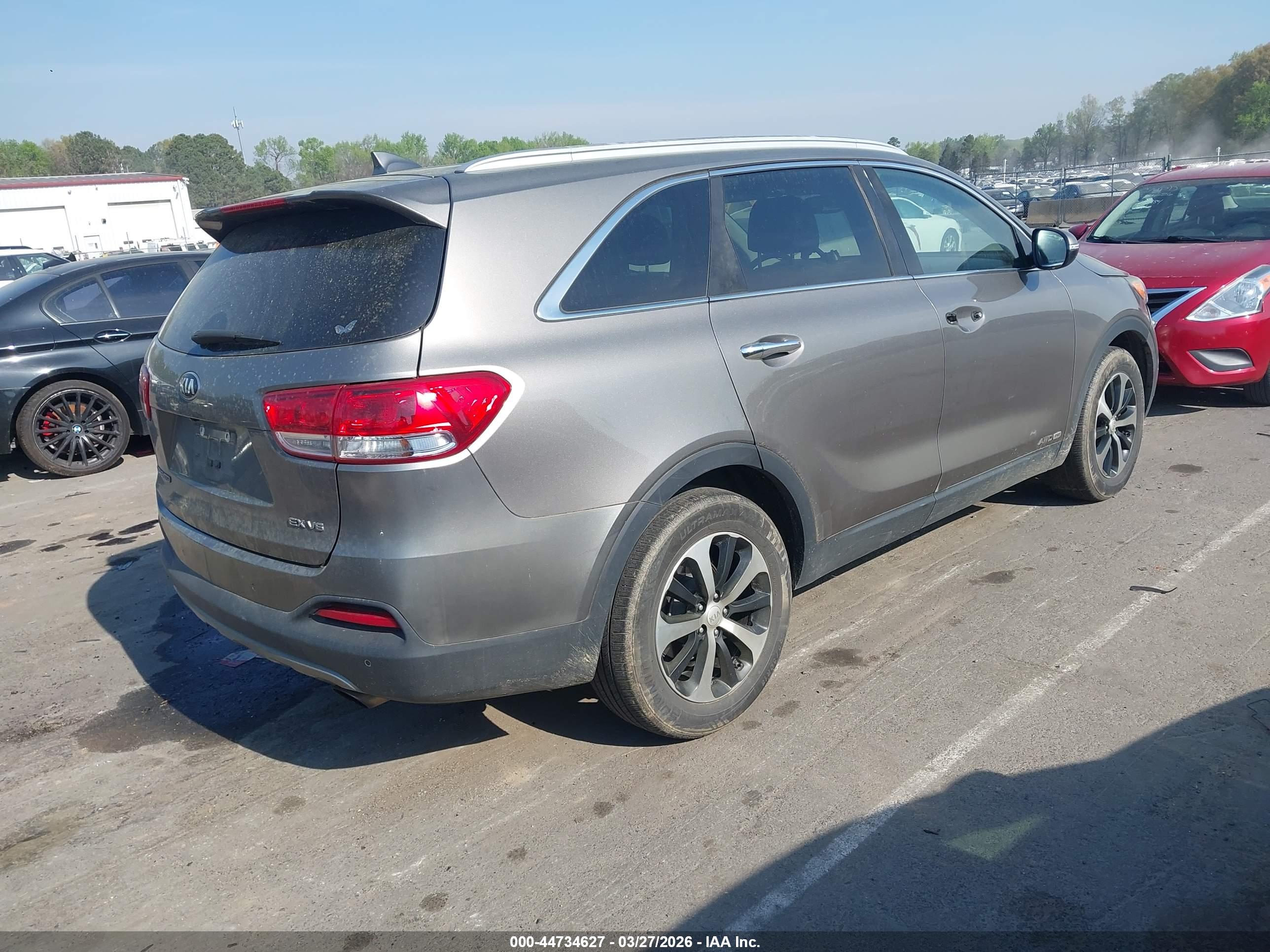 KIA SORENTO image 4