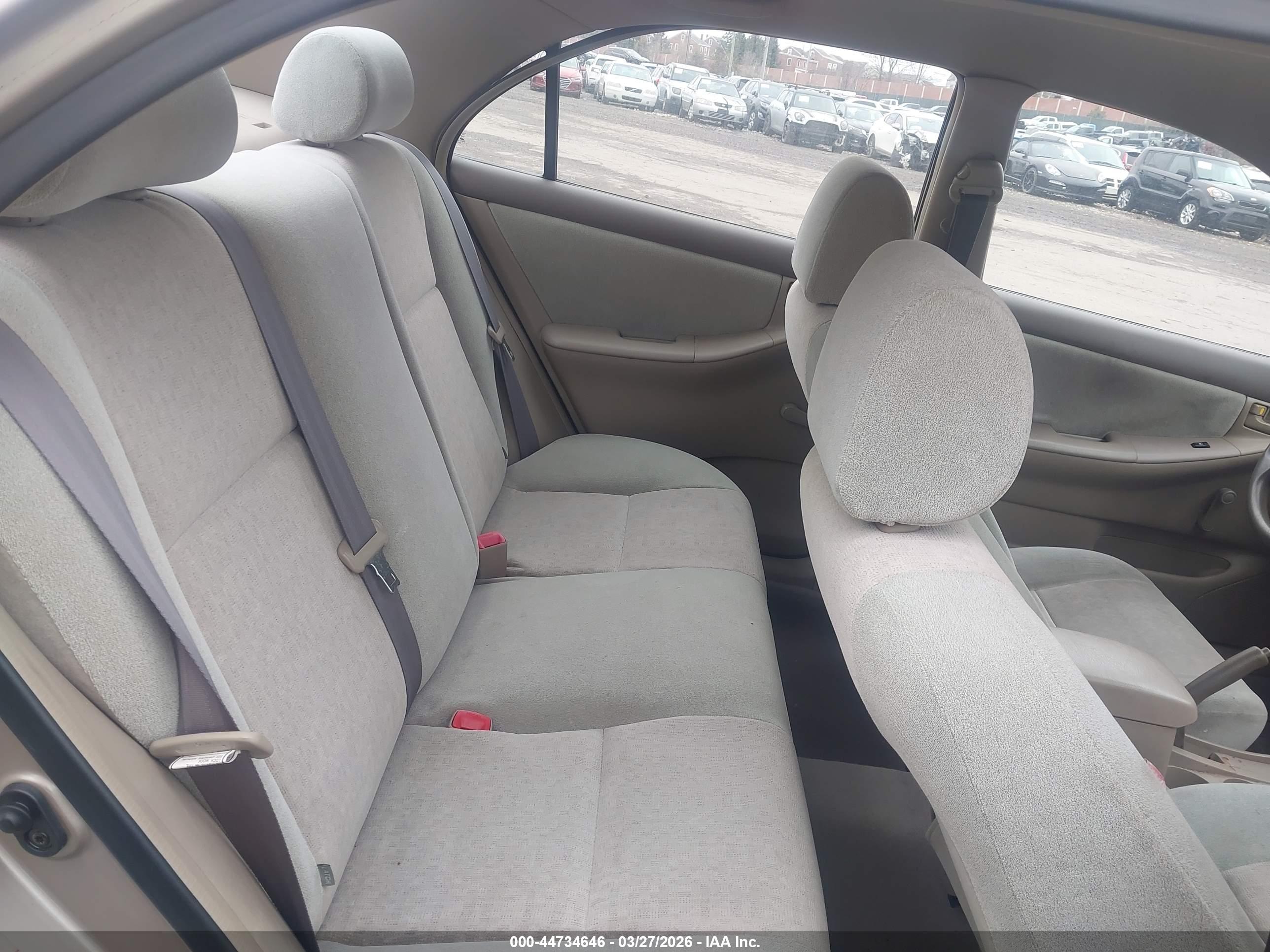 TOYOTA COROLLA image 8