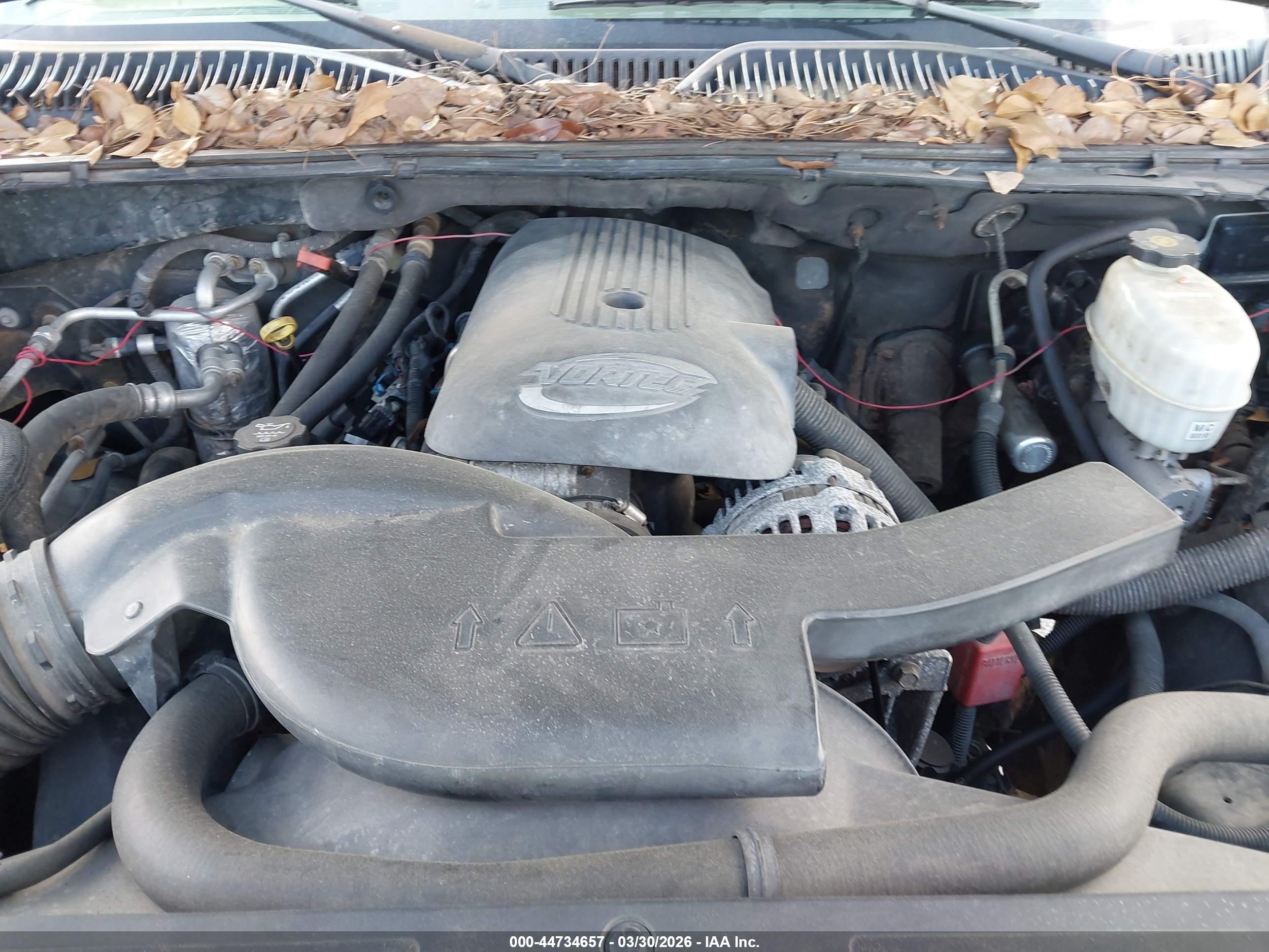 CHEVROLET SUBURBAN image 10