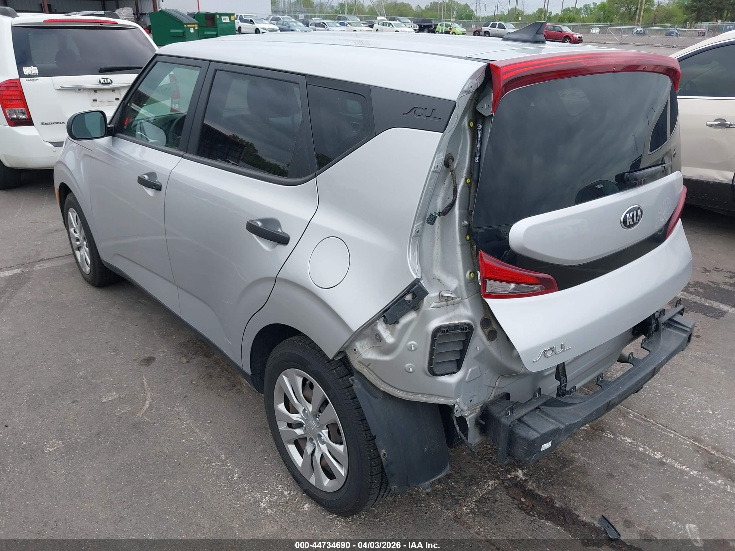 KIA SOUL image 3