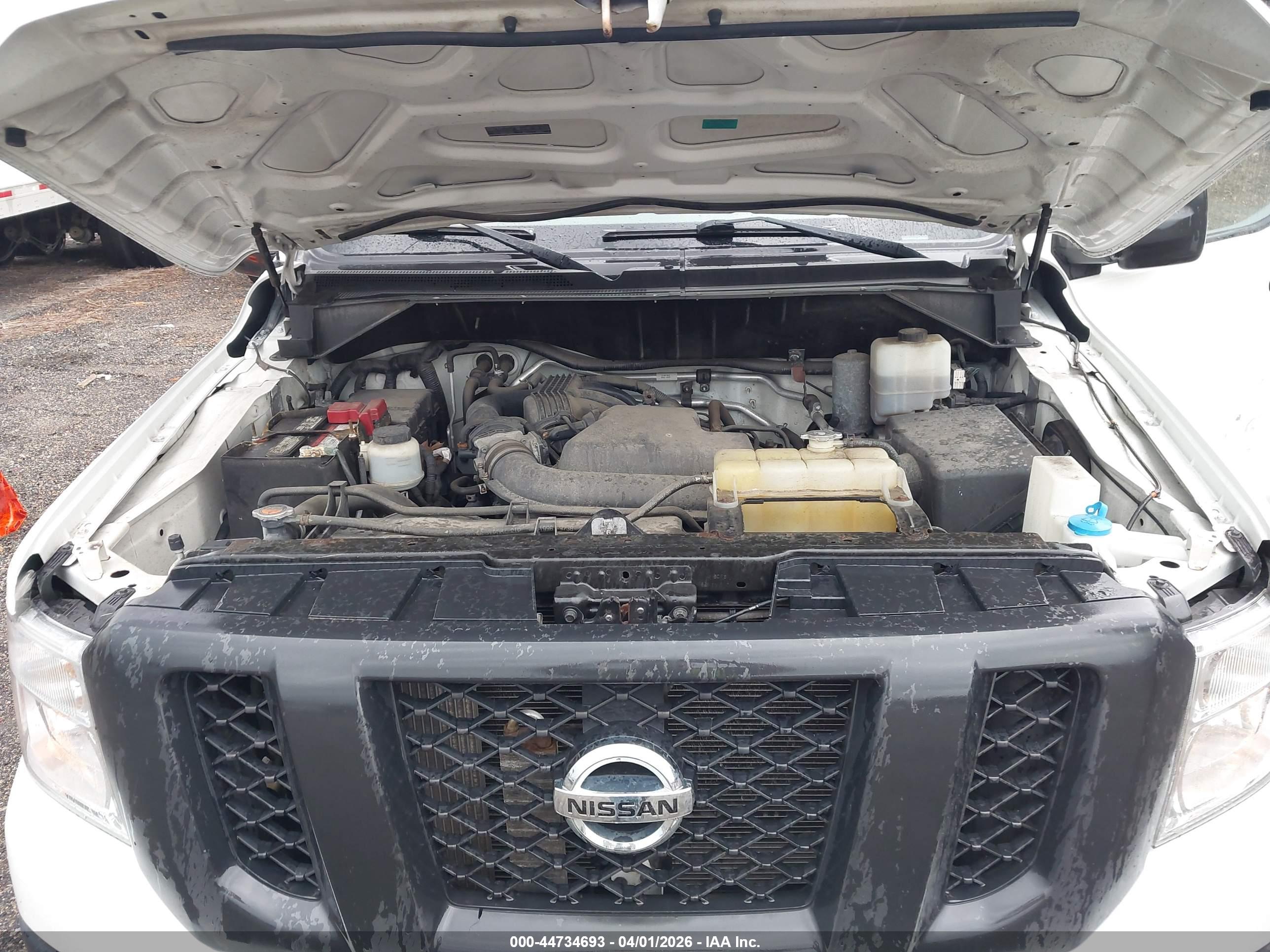 NISSAN NV image 10