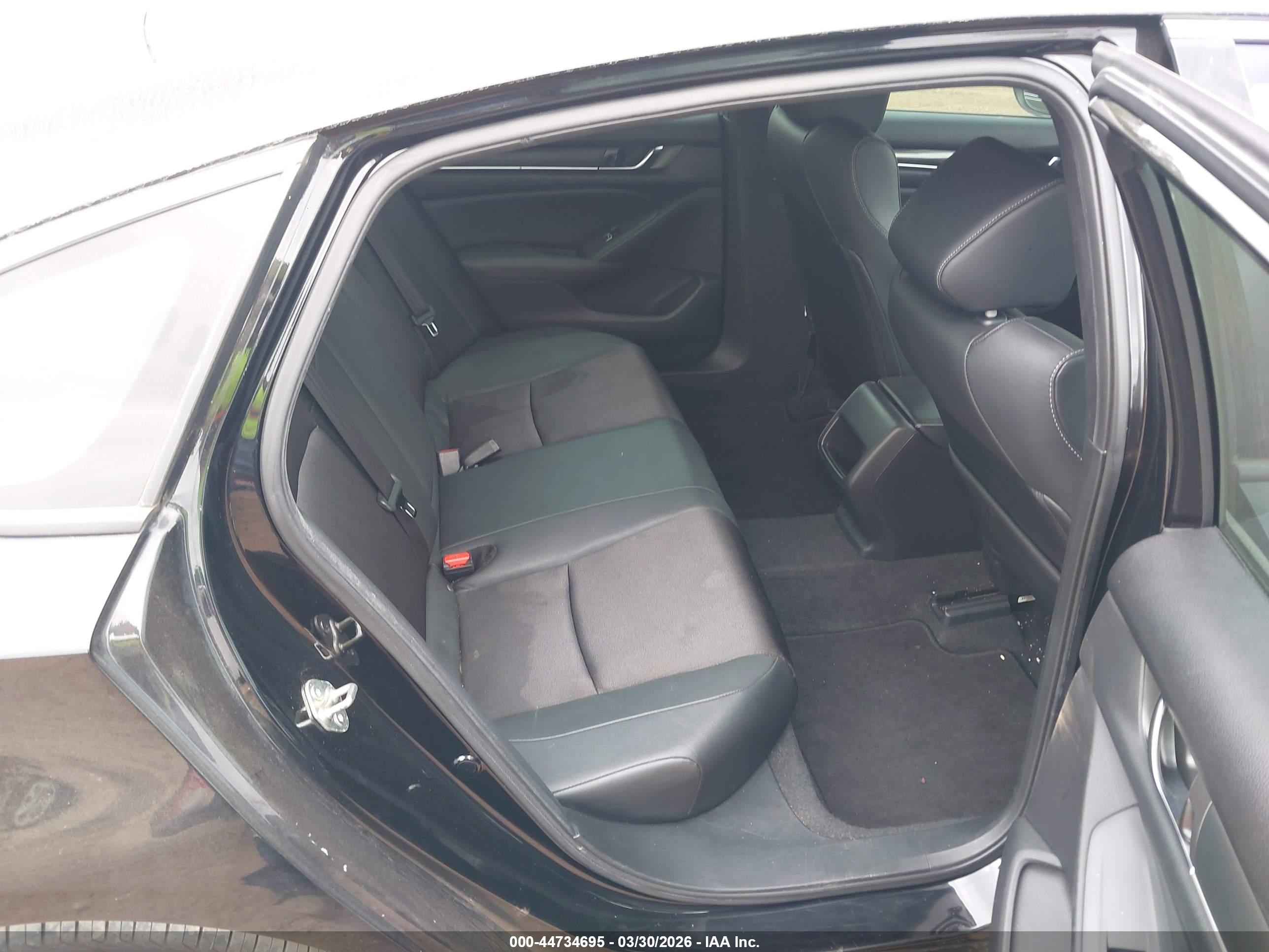 HONDA ACCORD image 8