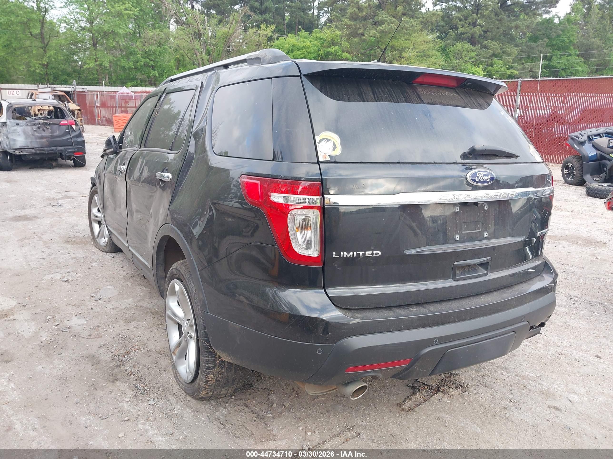 FORD EXPLORER image 3
