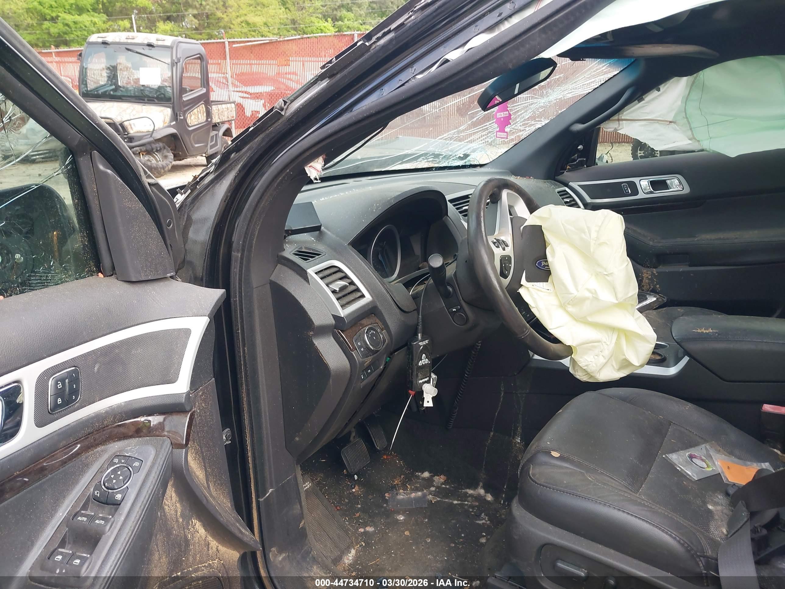 FORD EXPLORER image 5
