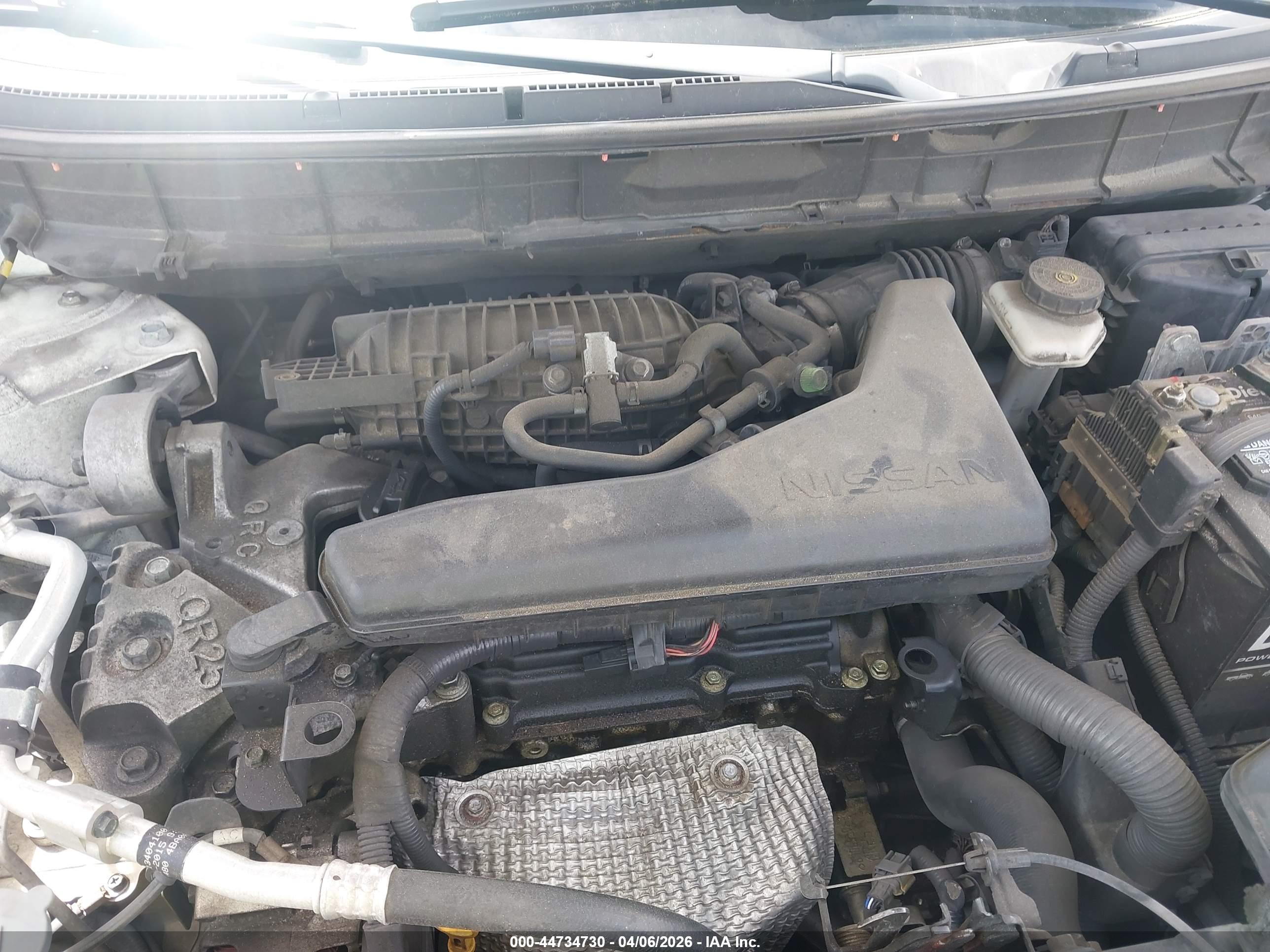 NISSAN ROGUE image 10