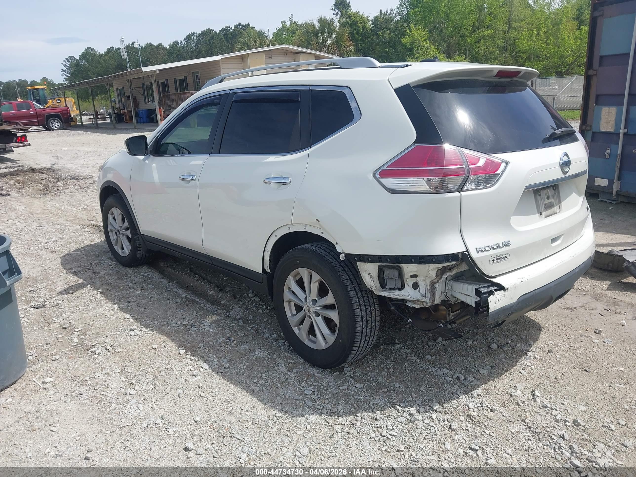 NISSAN ROGUE image 3