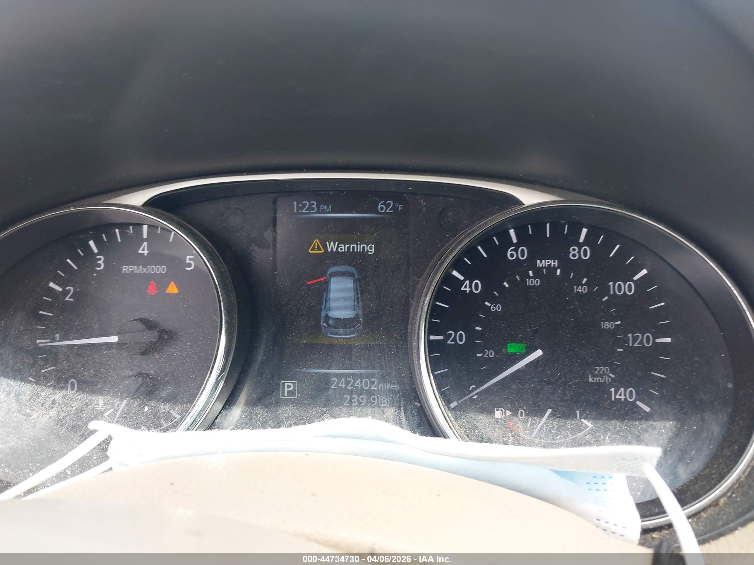 NISSAN ROGUE image 7