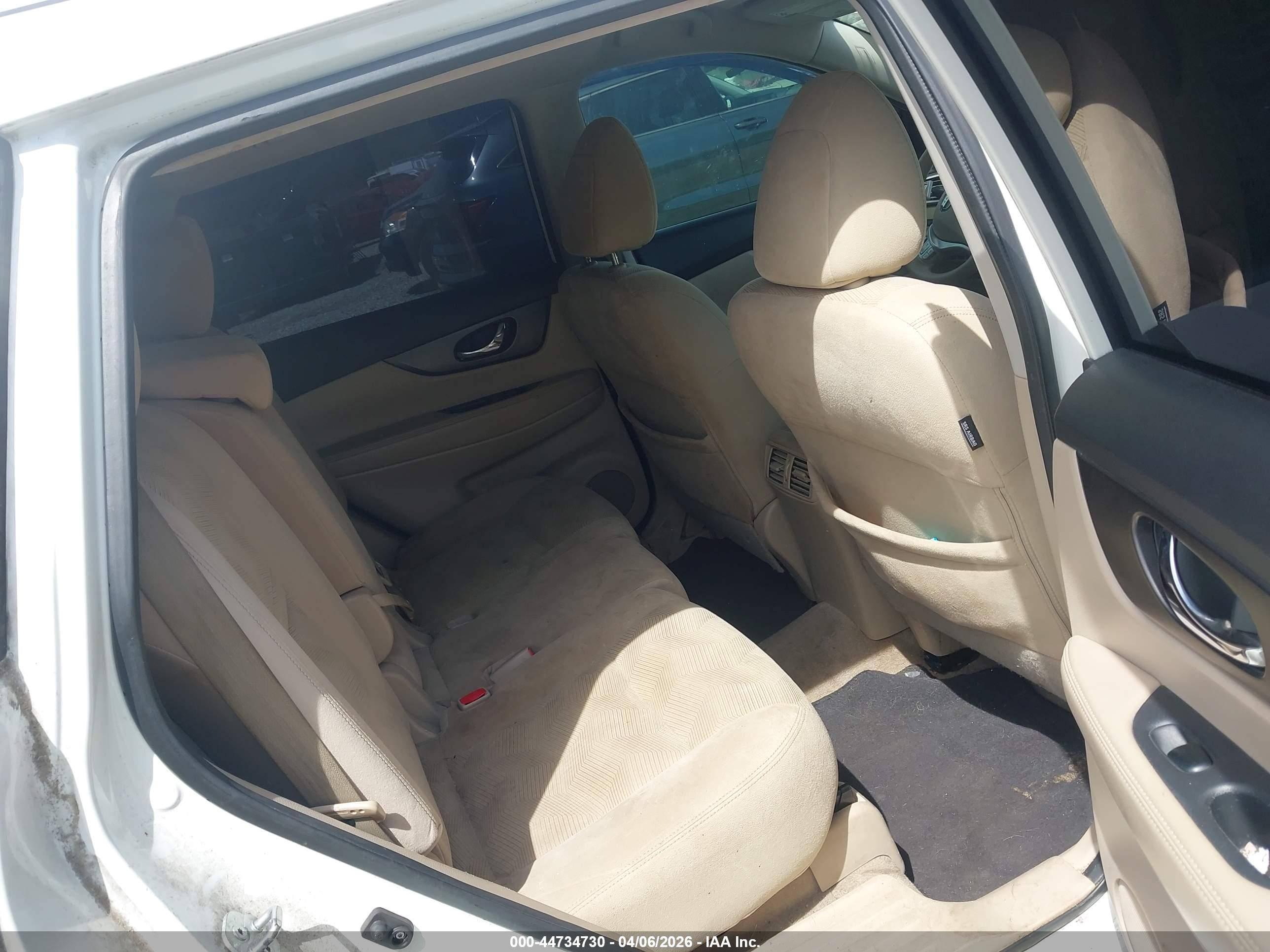 NISSAN ROGUE image 8