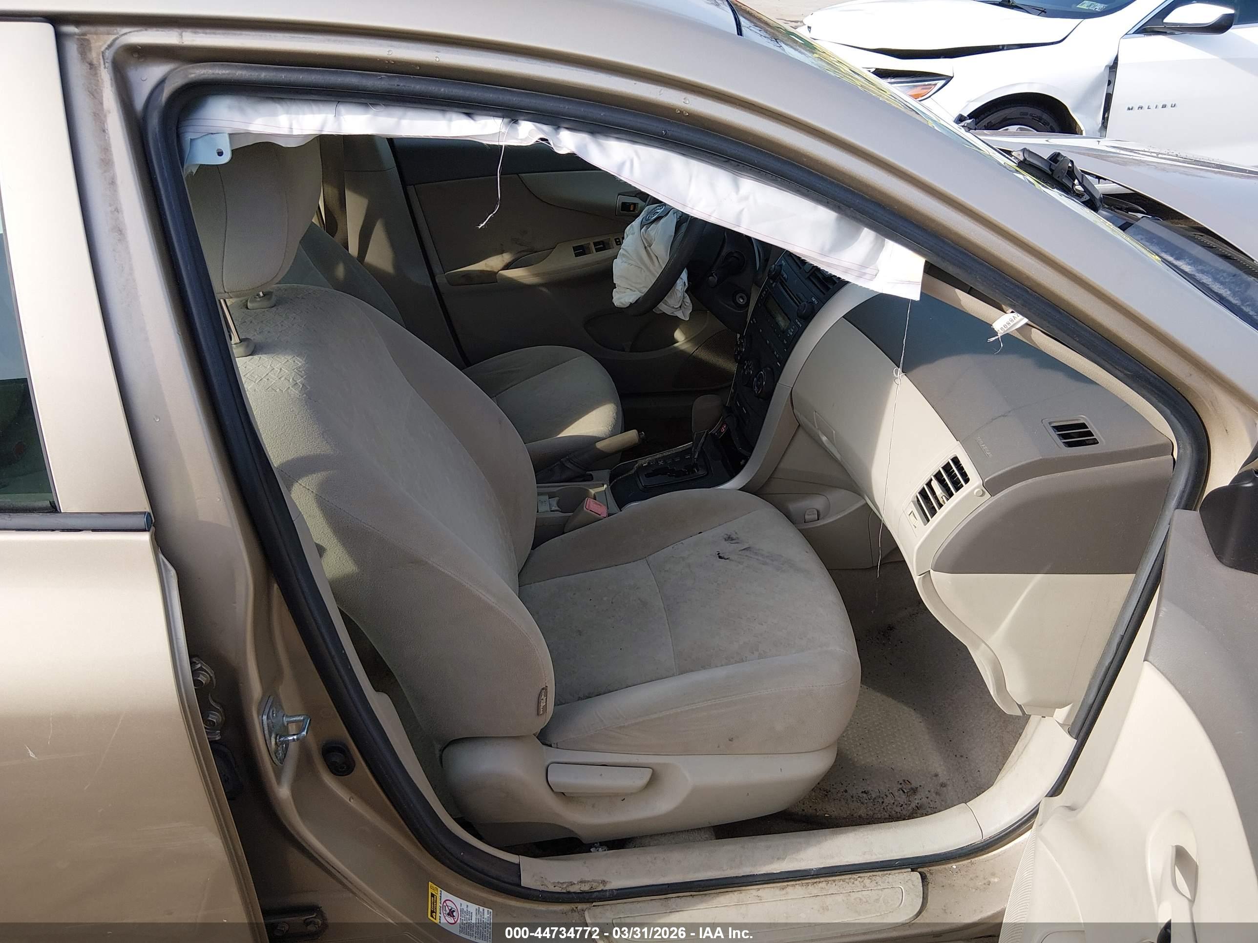 TOYOTA COROLLA image 5