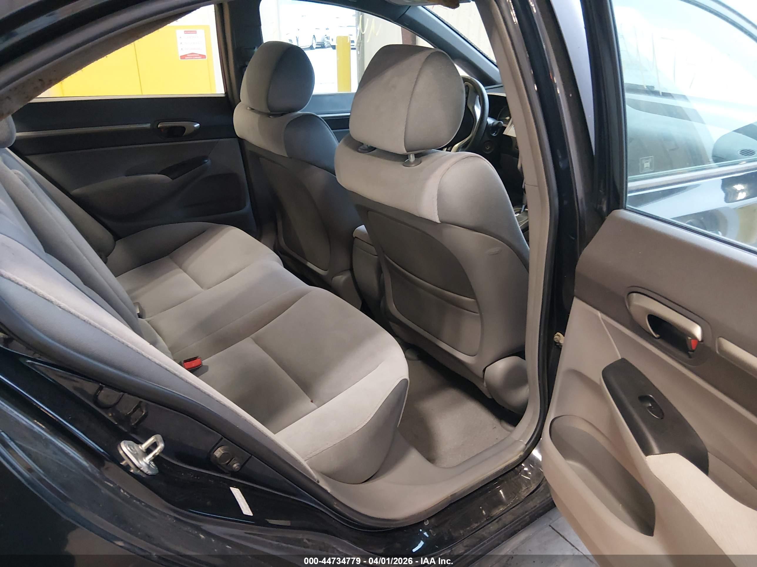 HONDA CIVIC image 8