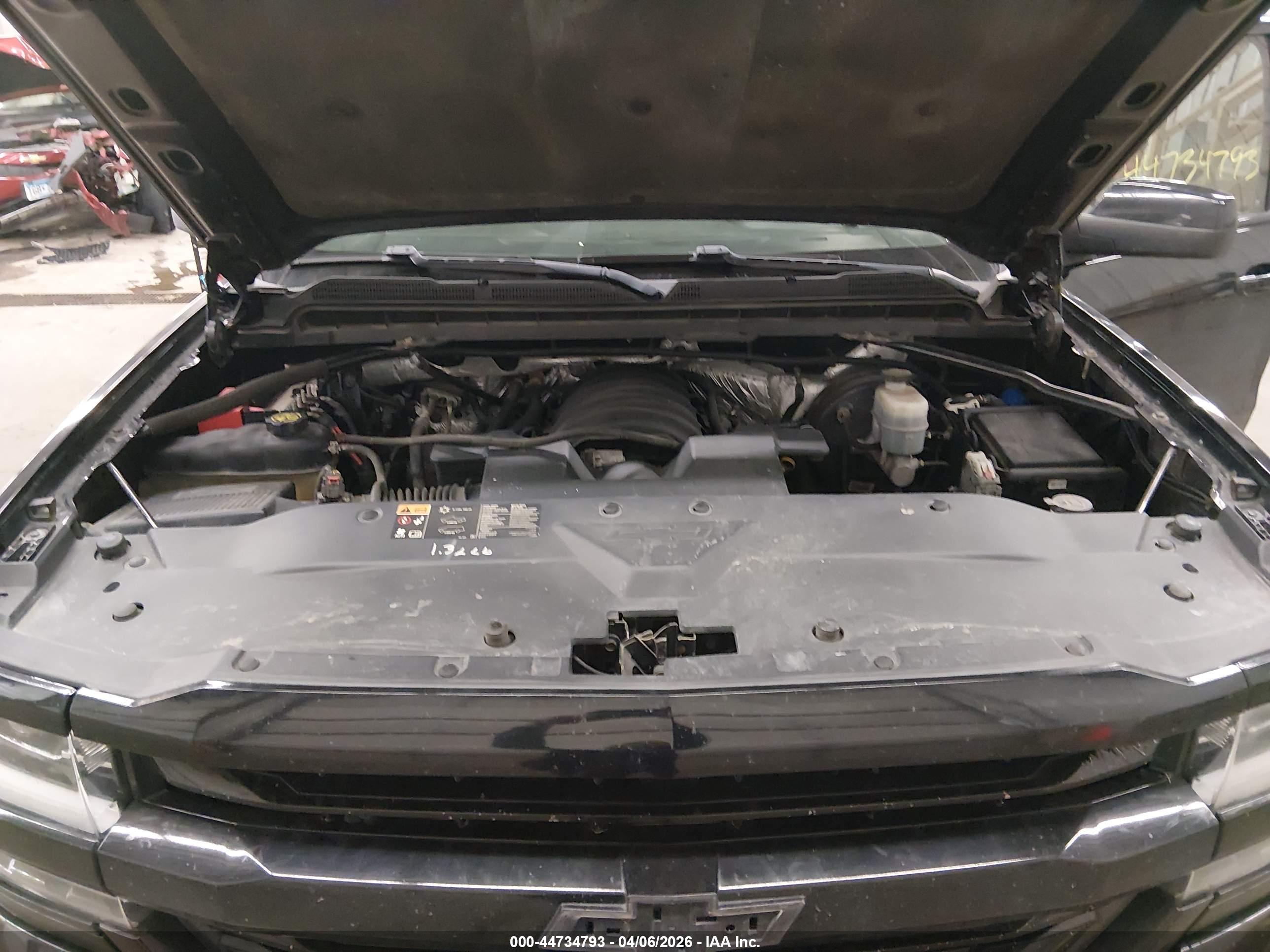 CHEVROLET SILVERADO image 10