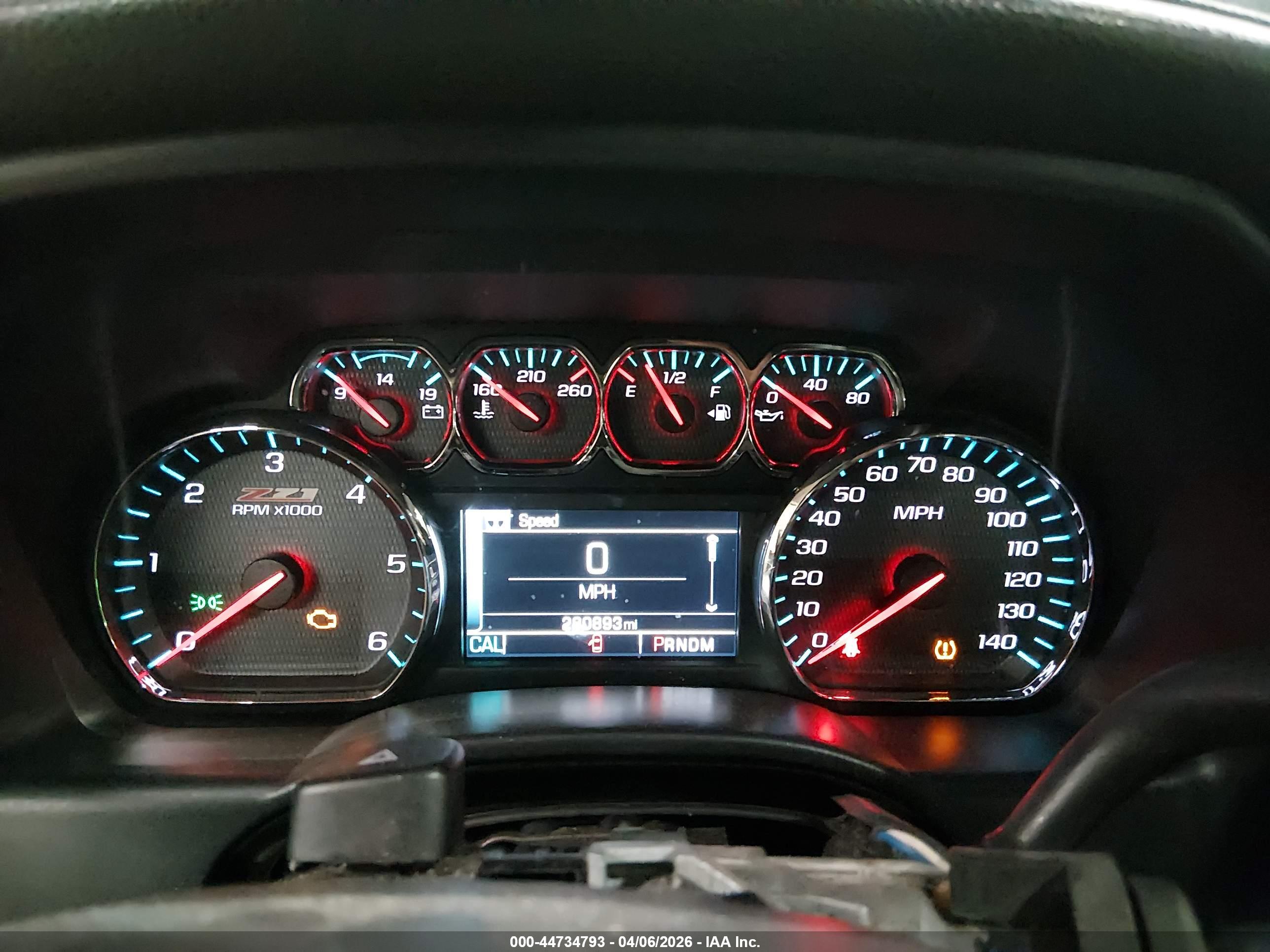 CHEVROLET SILVERADO image 7