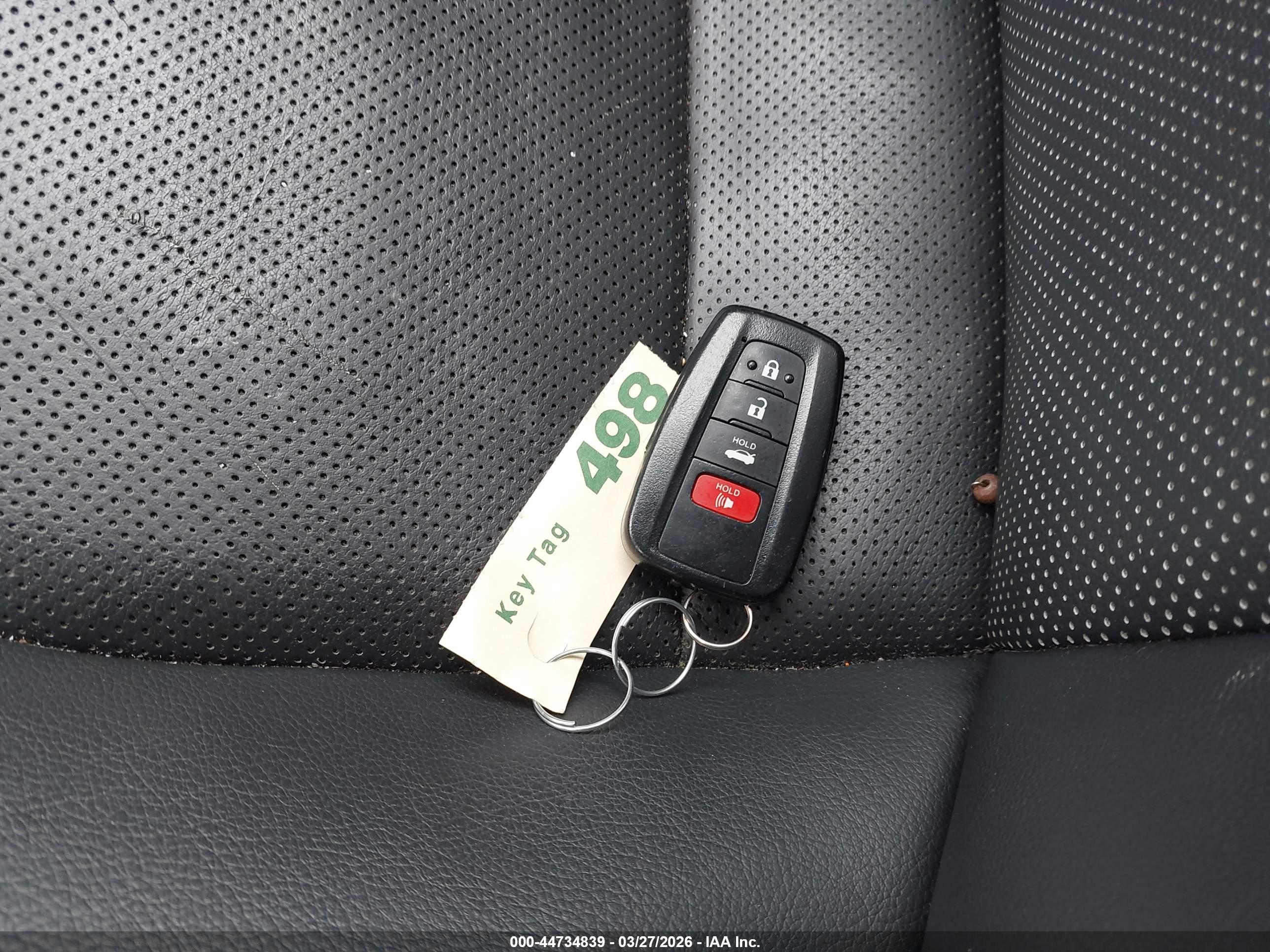 TOYOTA CAMRY image 11