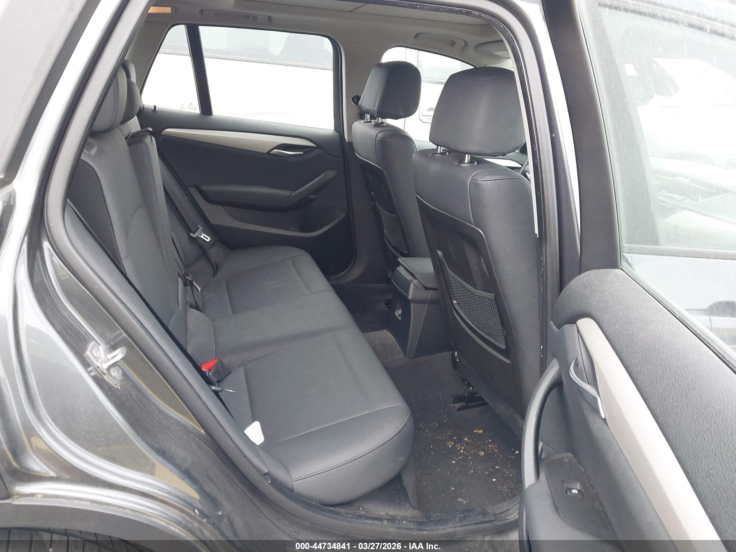 BMW X1 image 8