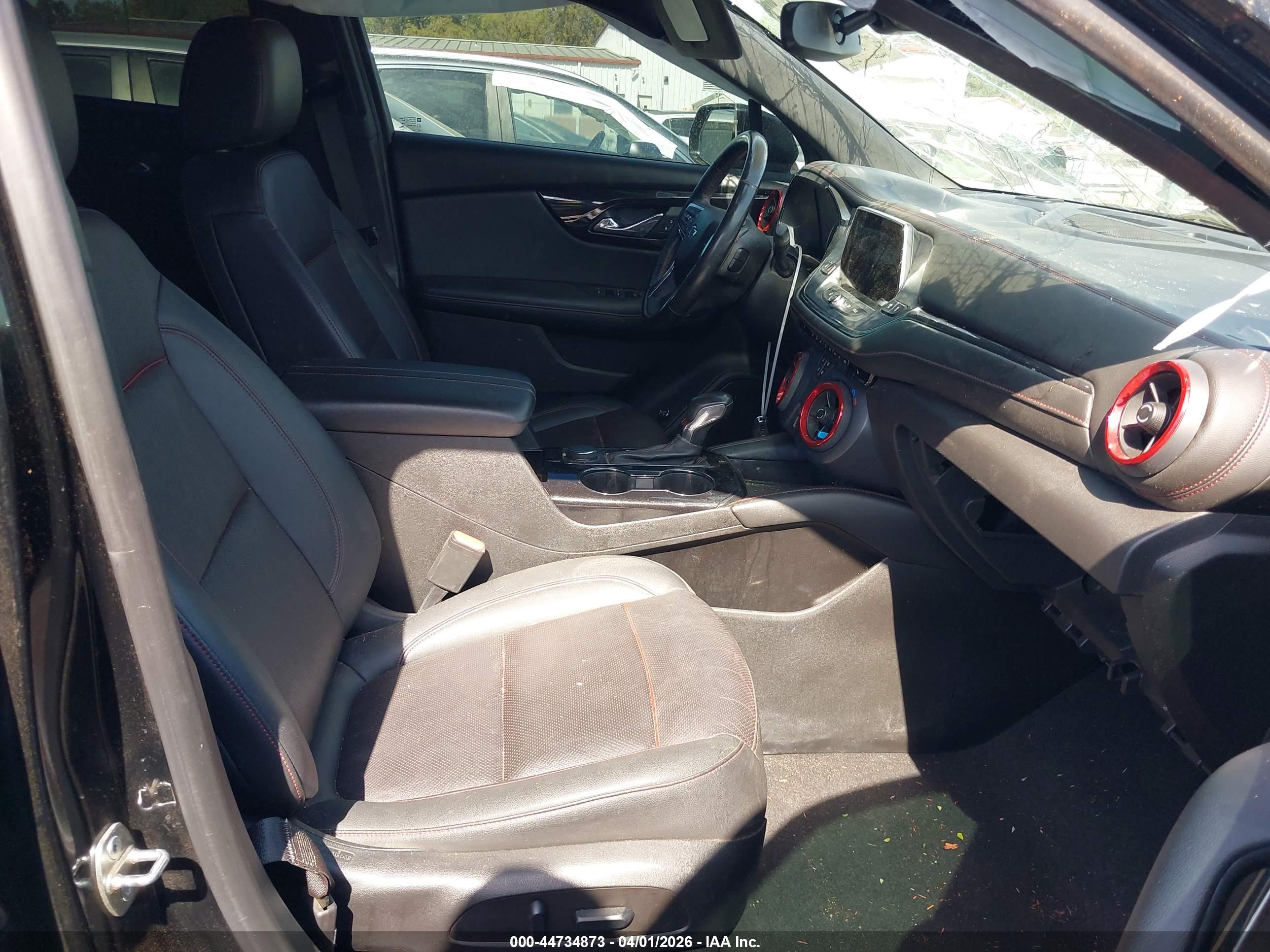 CHEVROLET BLAZER image 5