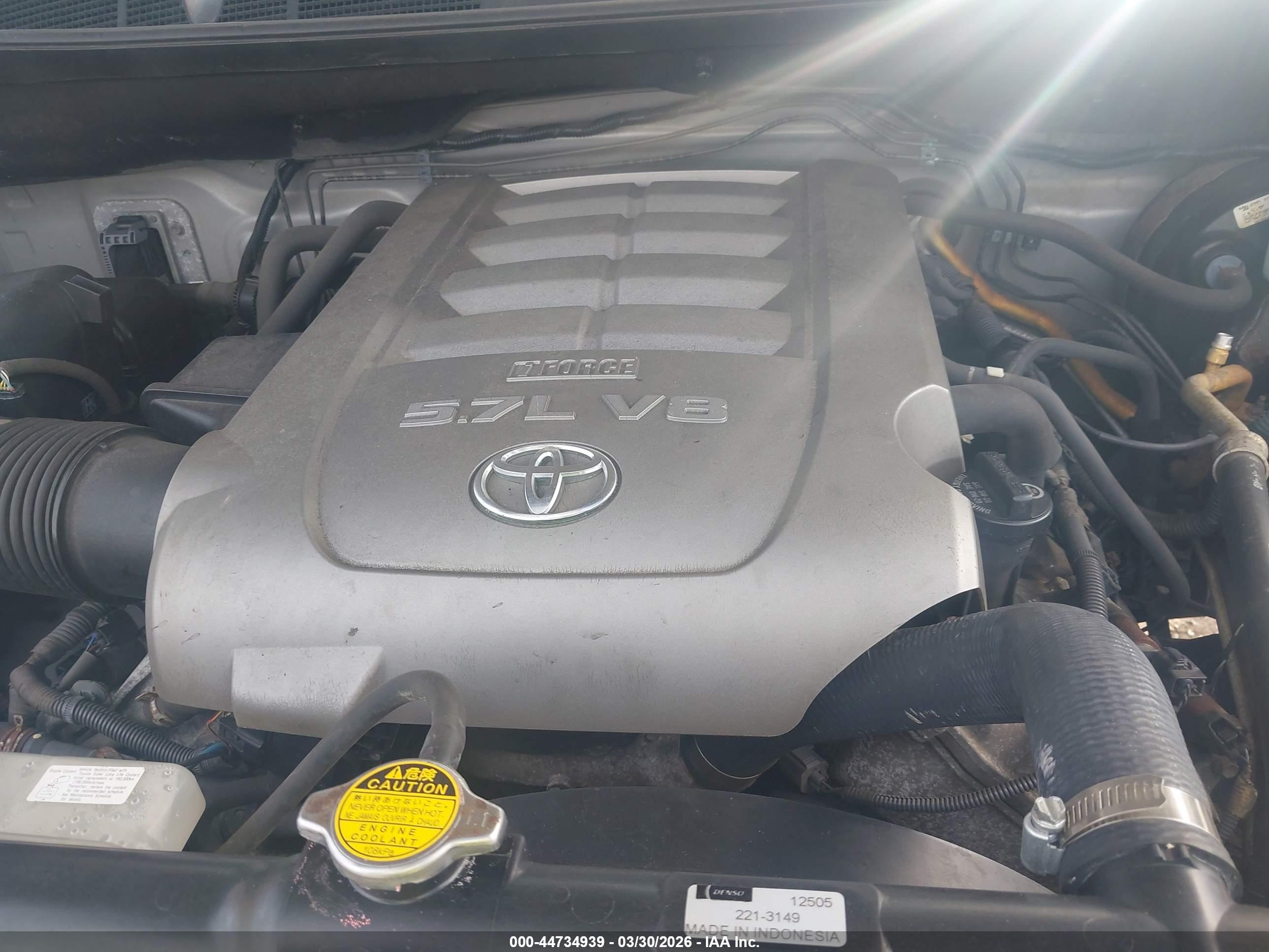 TOYOTA TUNDRA image 10