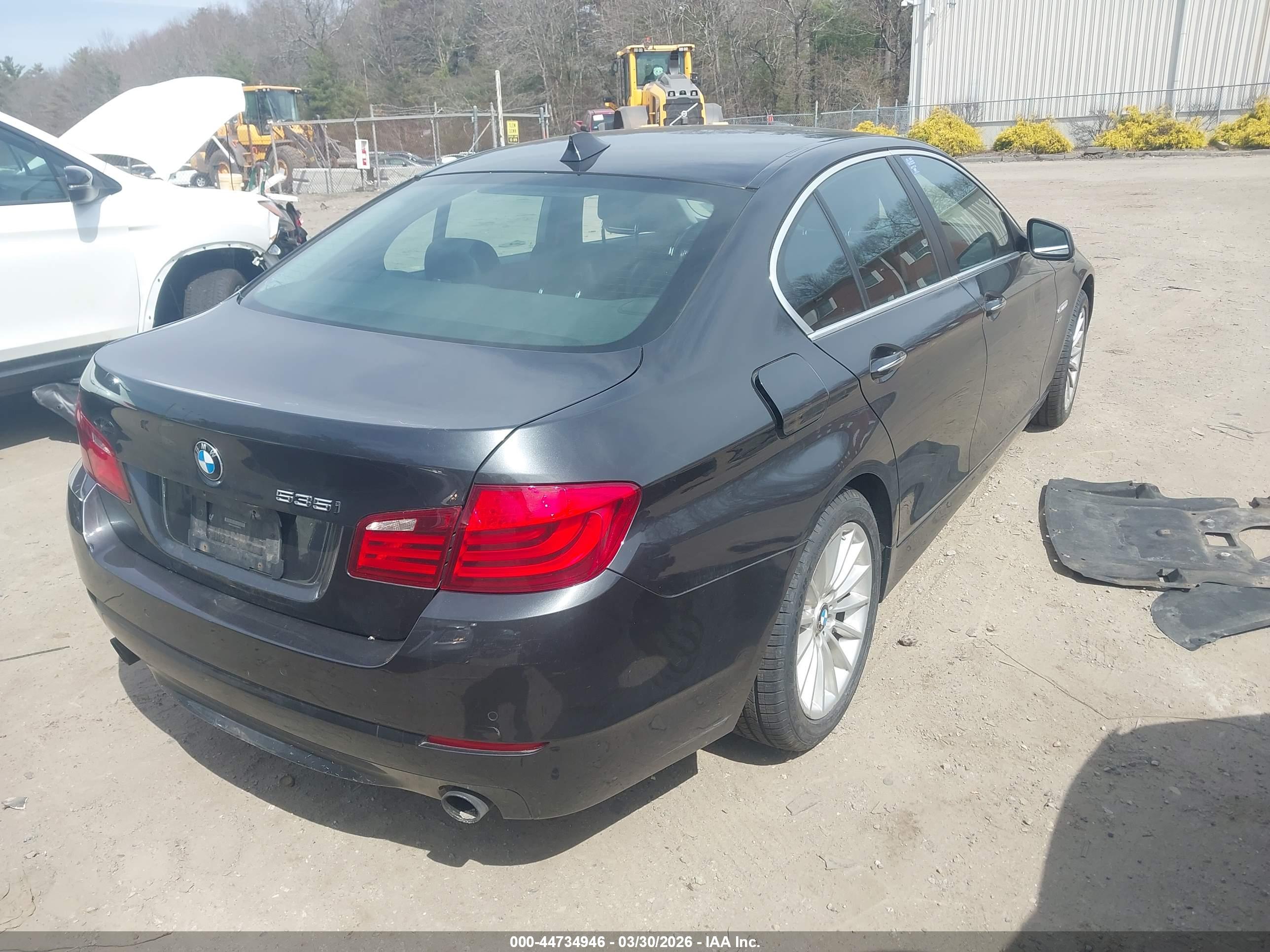 BMW 535I image 4