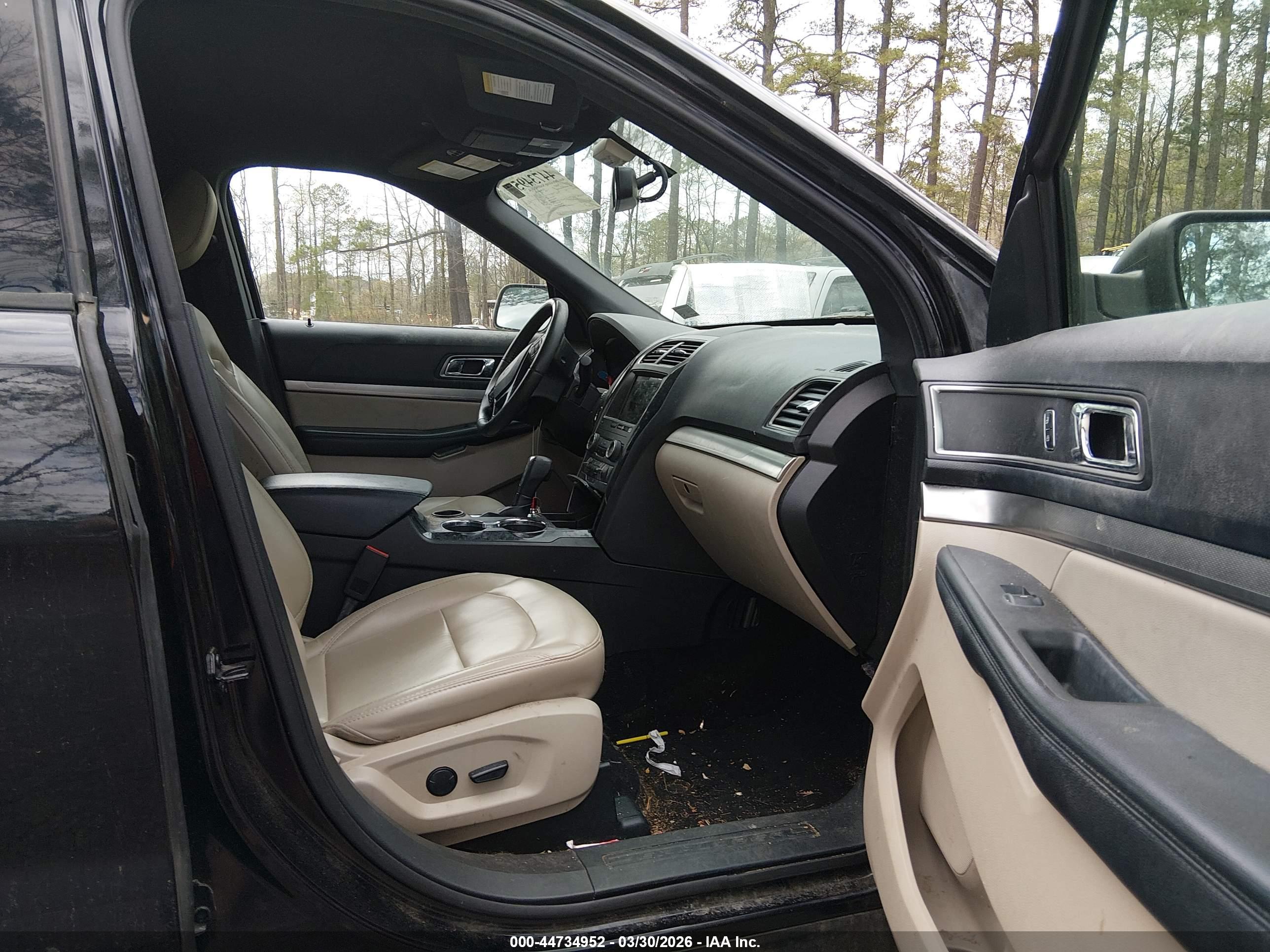 FORD EXPLORER image 5