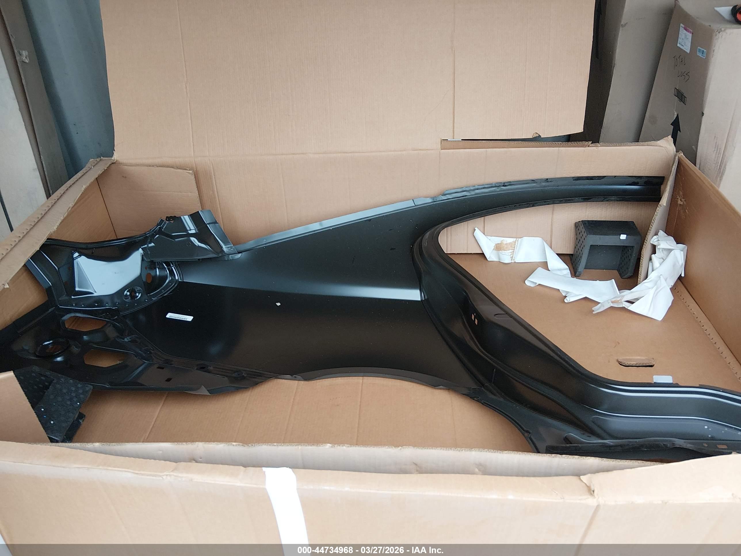 LINCOLN MKS image 11