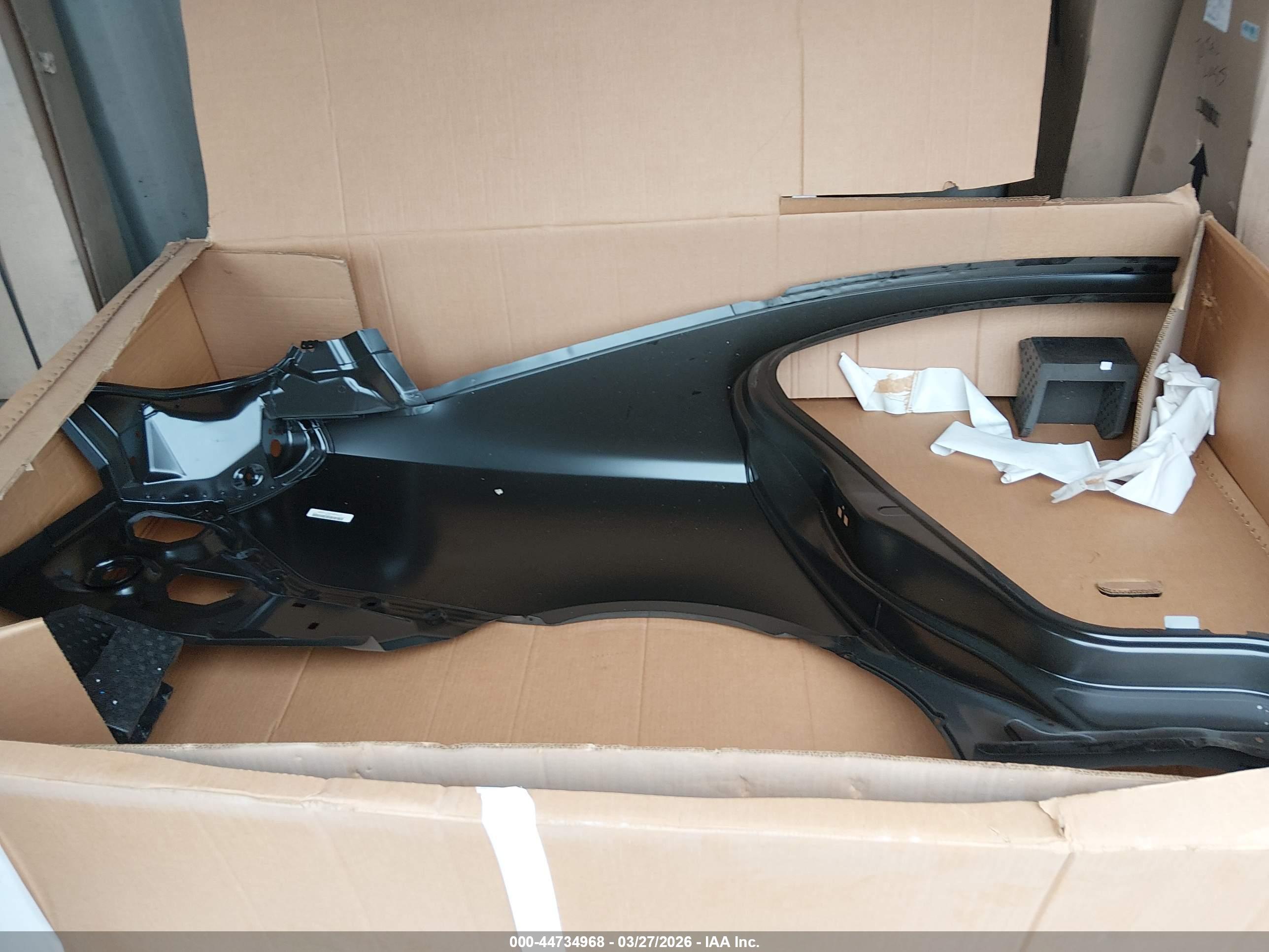 LINCOLN MKS image 6