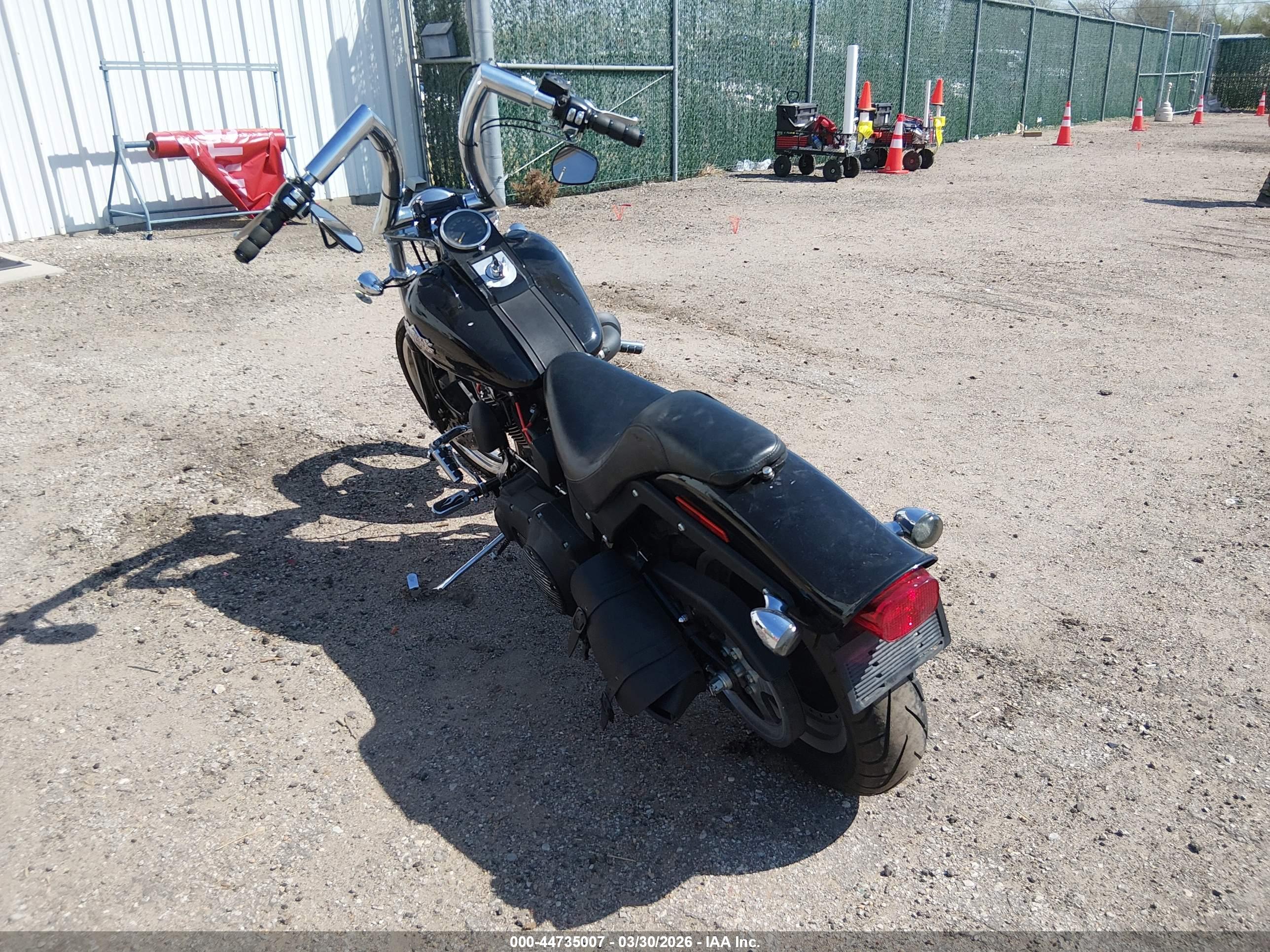 HARLEY-DAVIDSON FXSTBI image 3