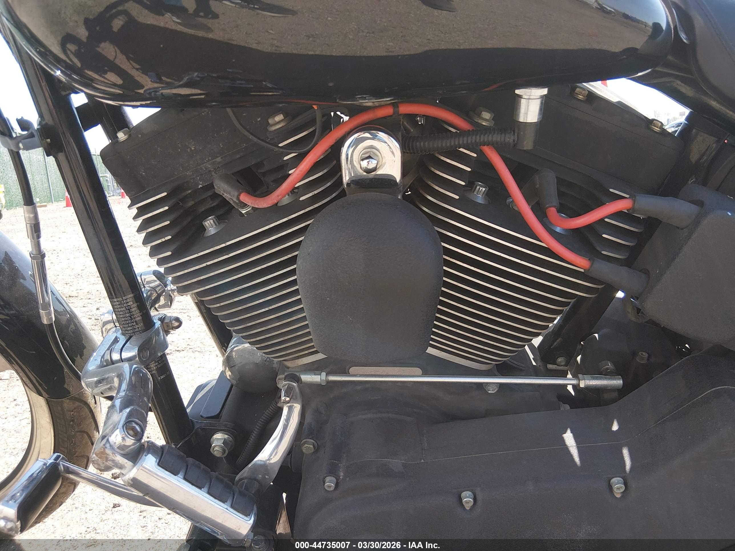 HARLEY-DAVIDSON FXSTBI image 9