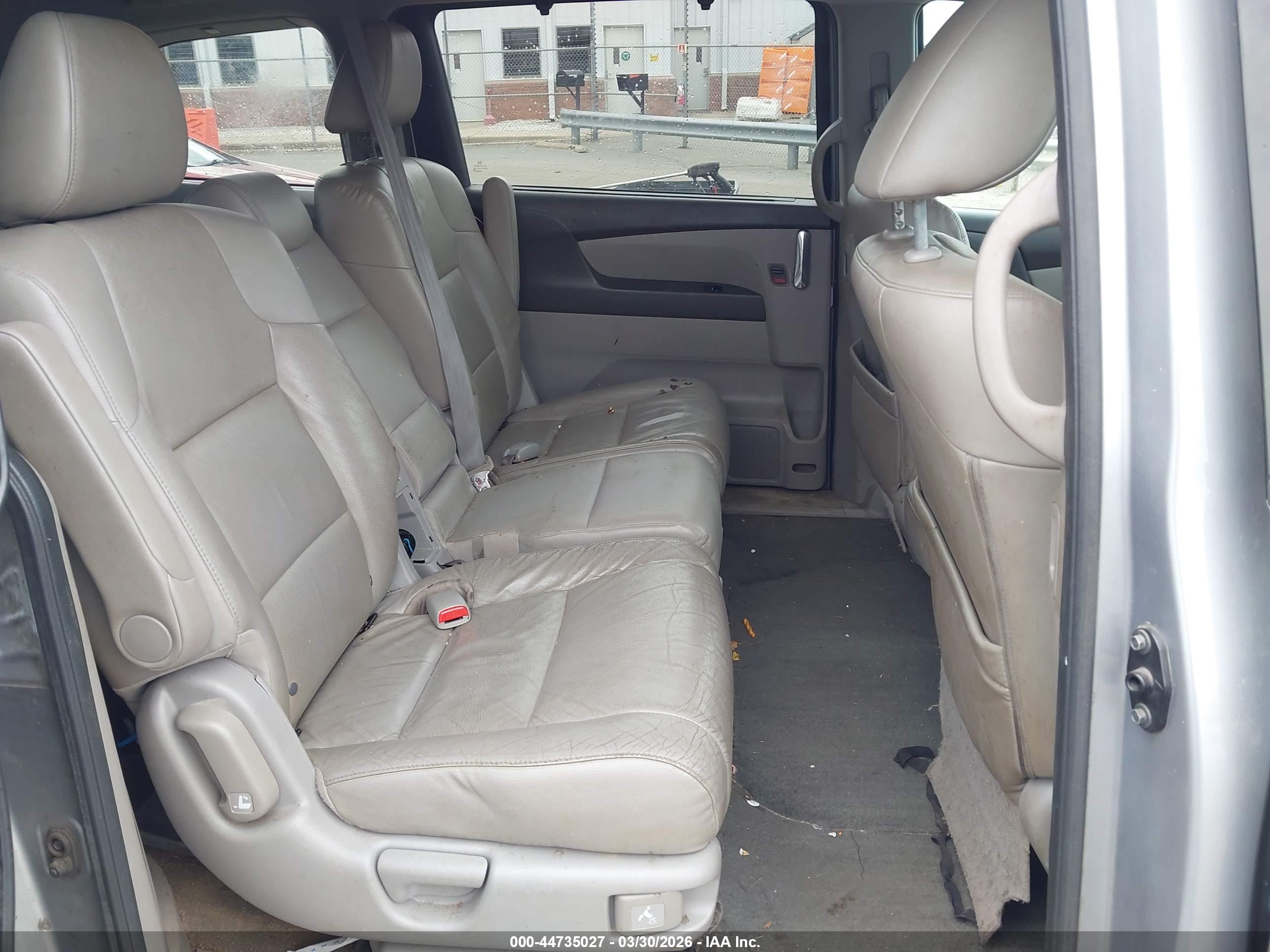 HONDA ODYSSEY image 8