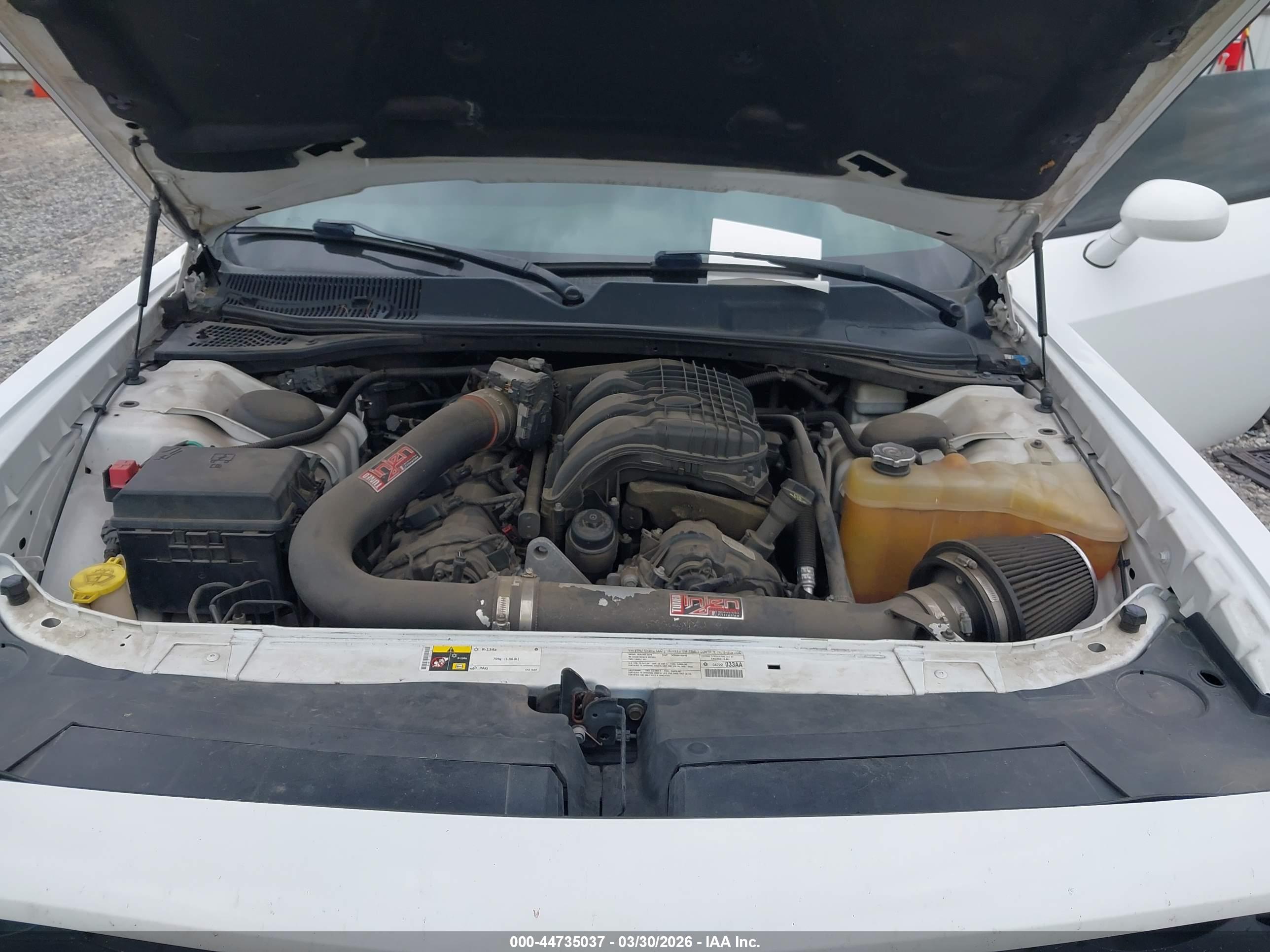 DODGE CHALLENGER image 10