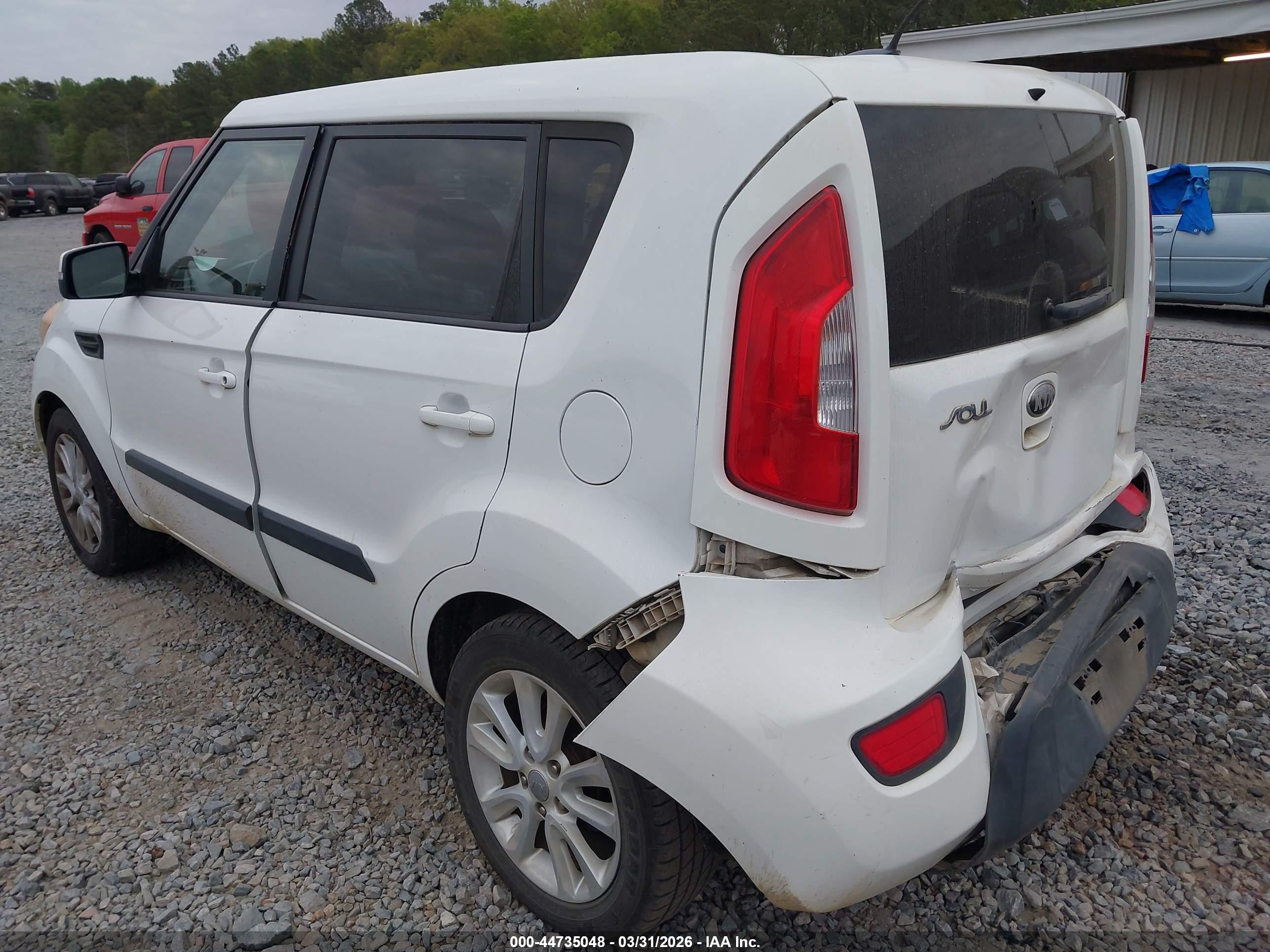 KIA SOUL image 3