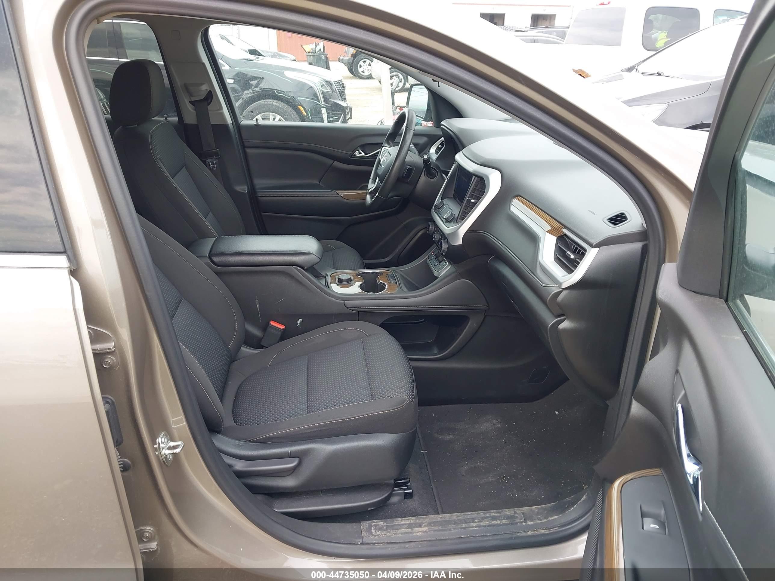 GMC ACADIA image 5