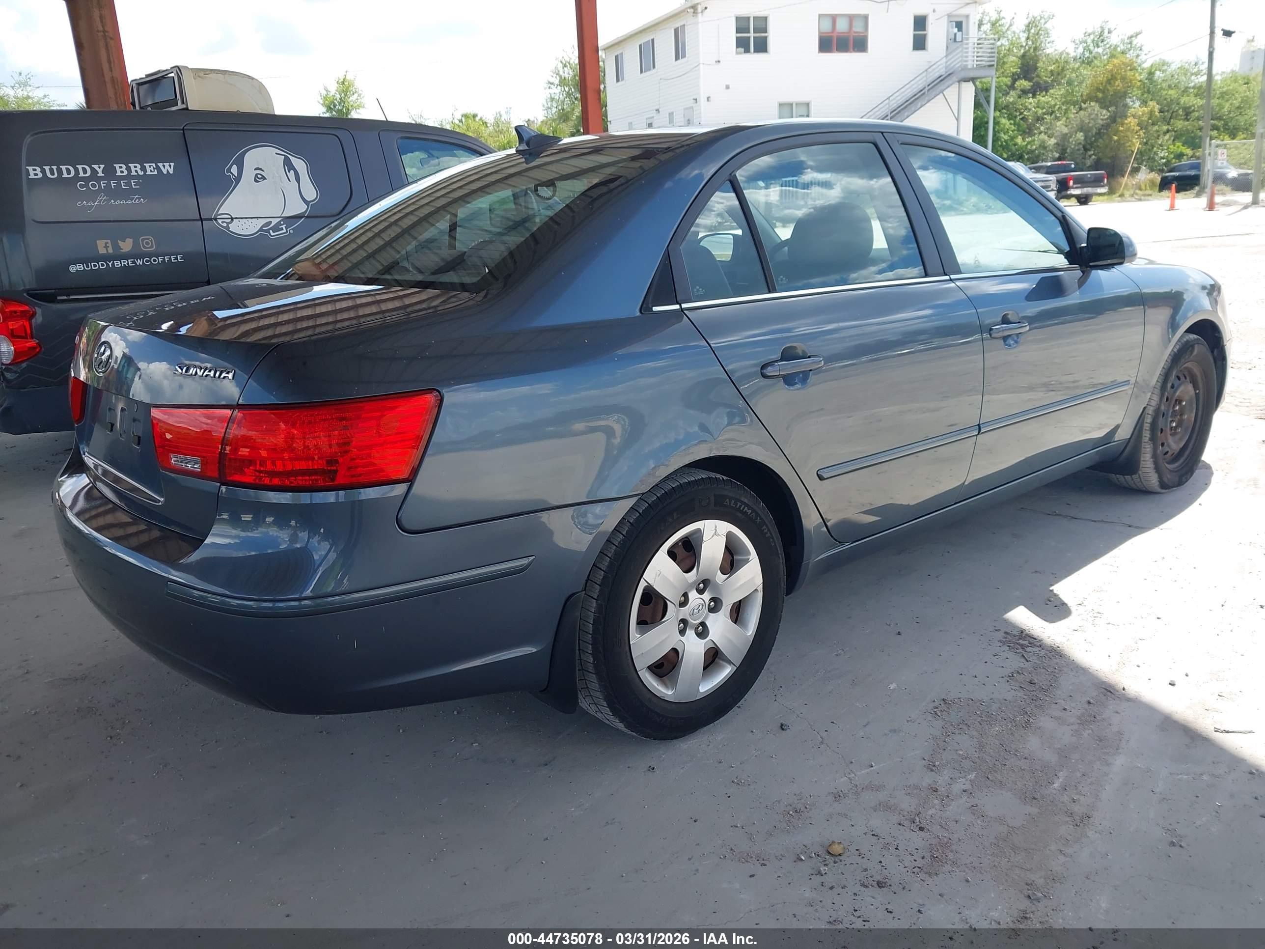 HYUNDAI SONATA image 4