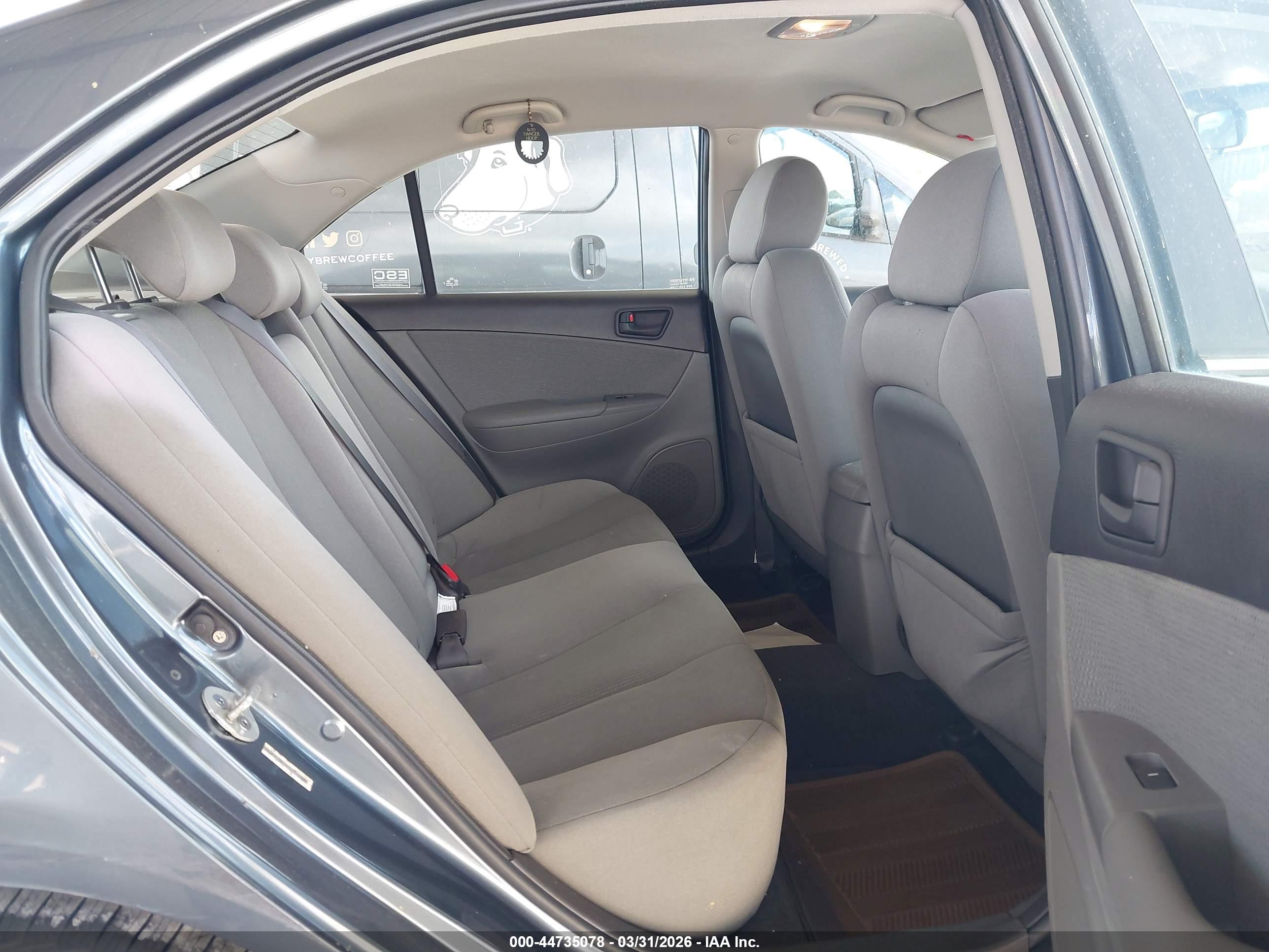 HYUNDAI SONATA image 8
