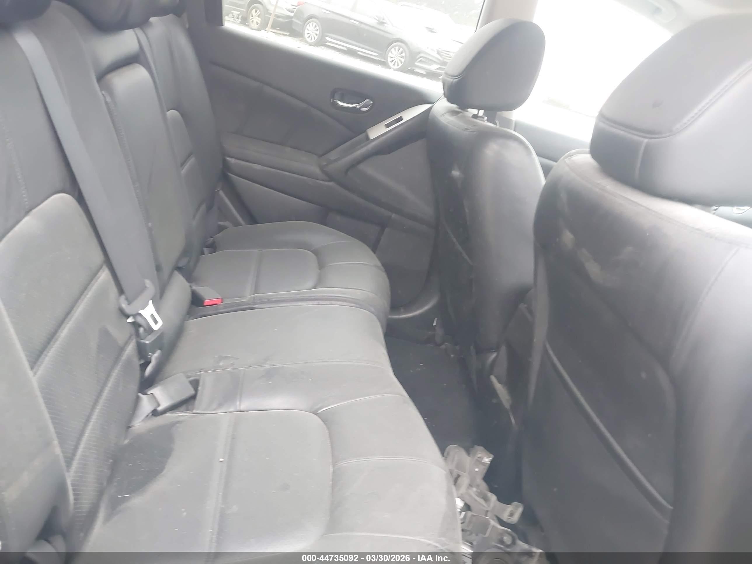 NISSAN MURANO image 8