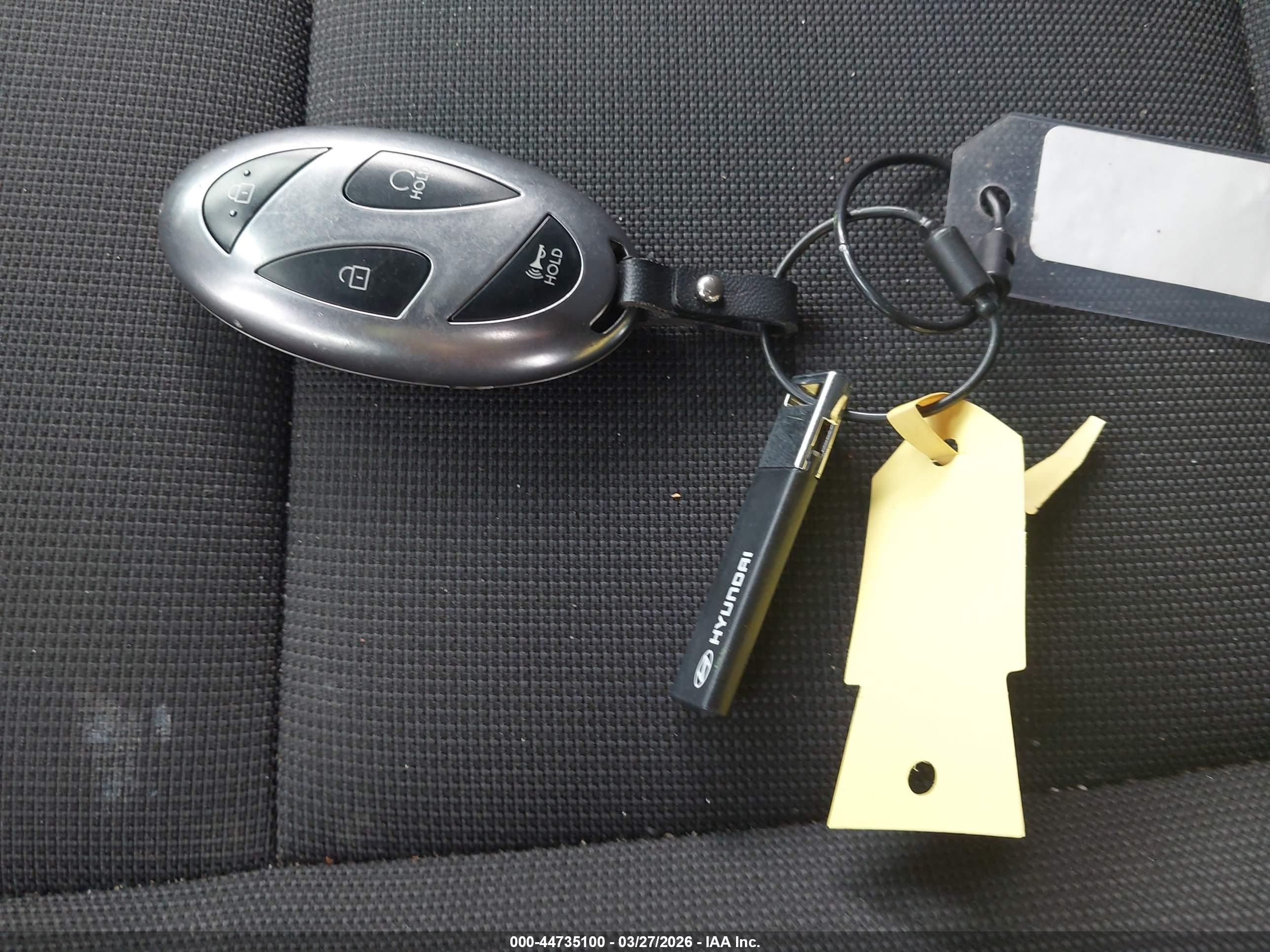 HYUNDAI KONA image 11