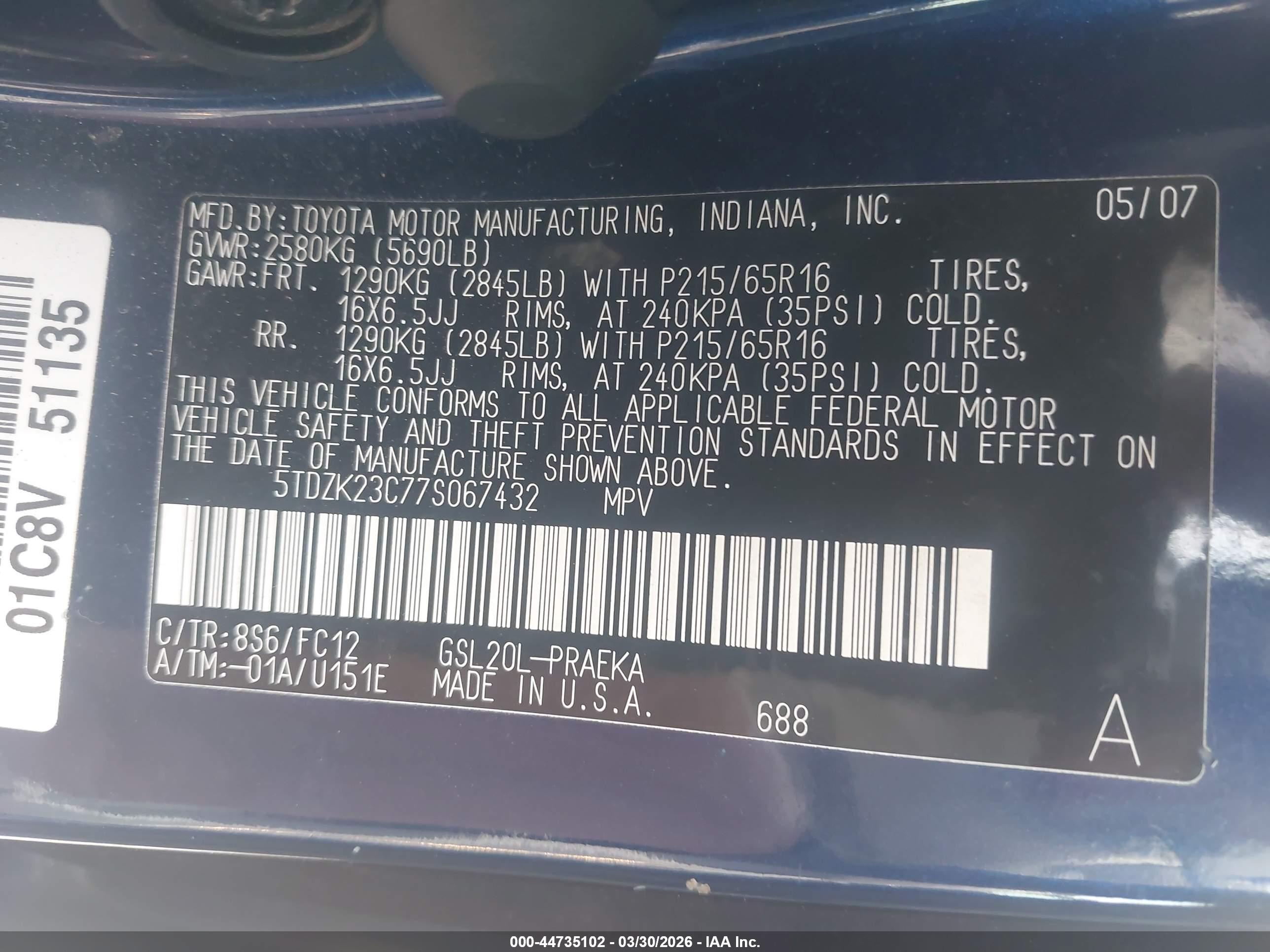 TOYOTA SIENNA image 9