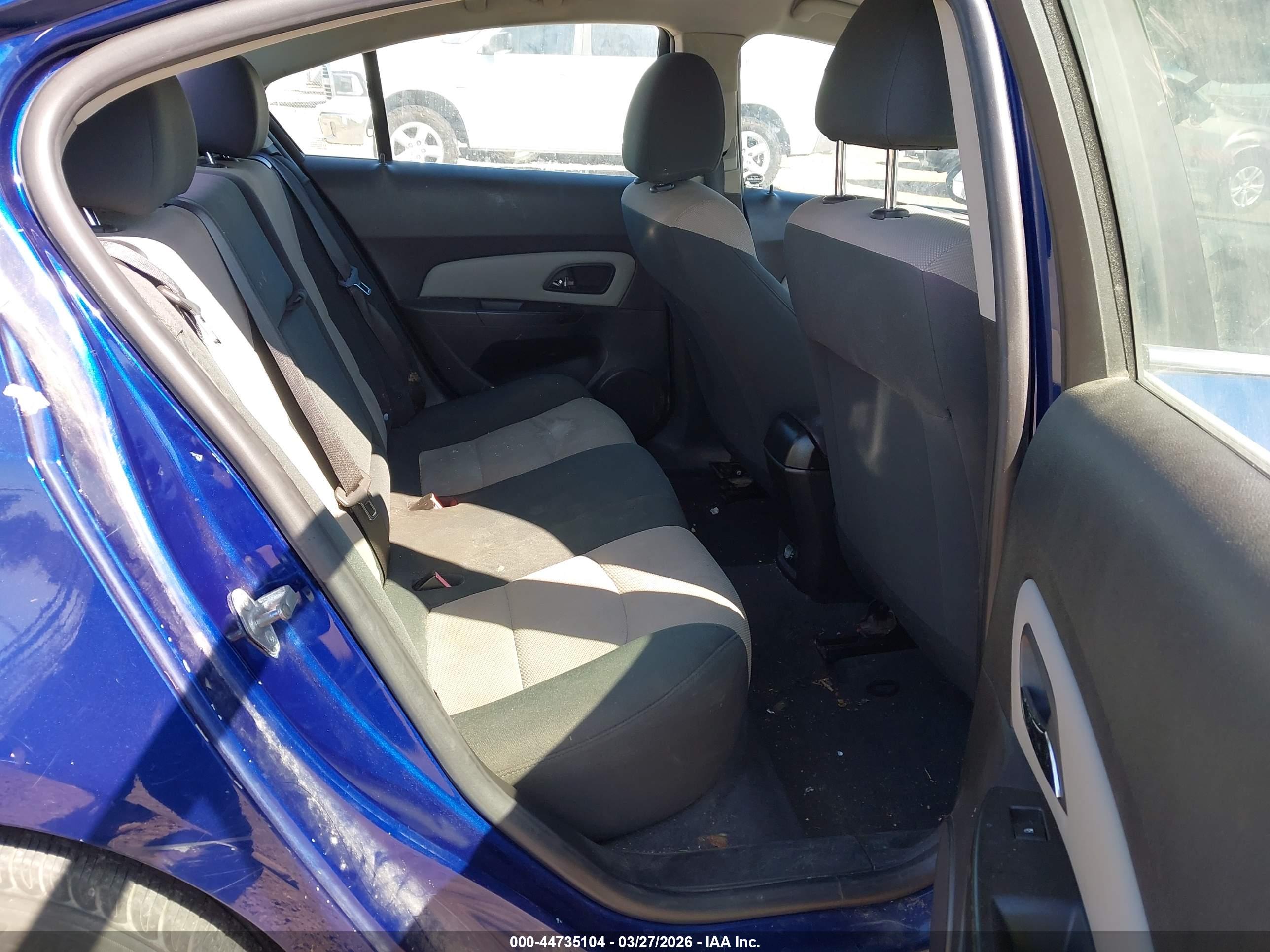 CHEVROLET CRUZE image 8