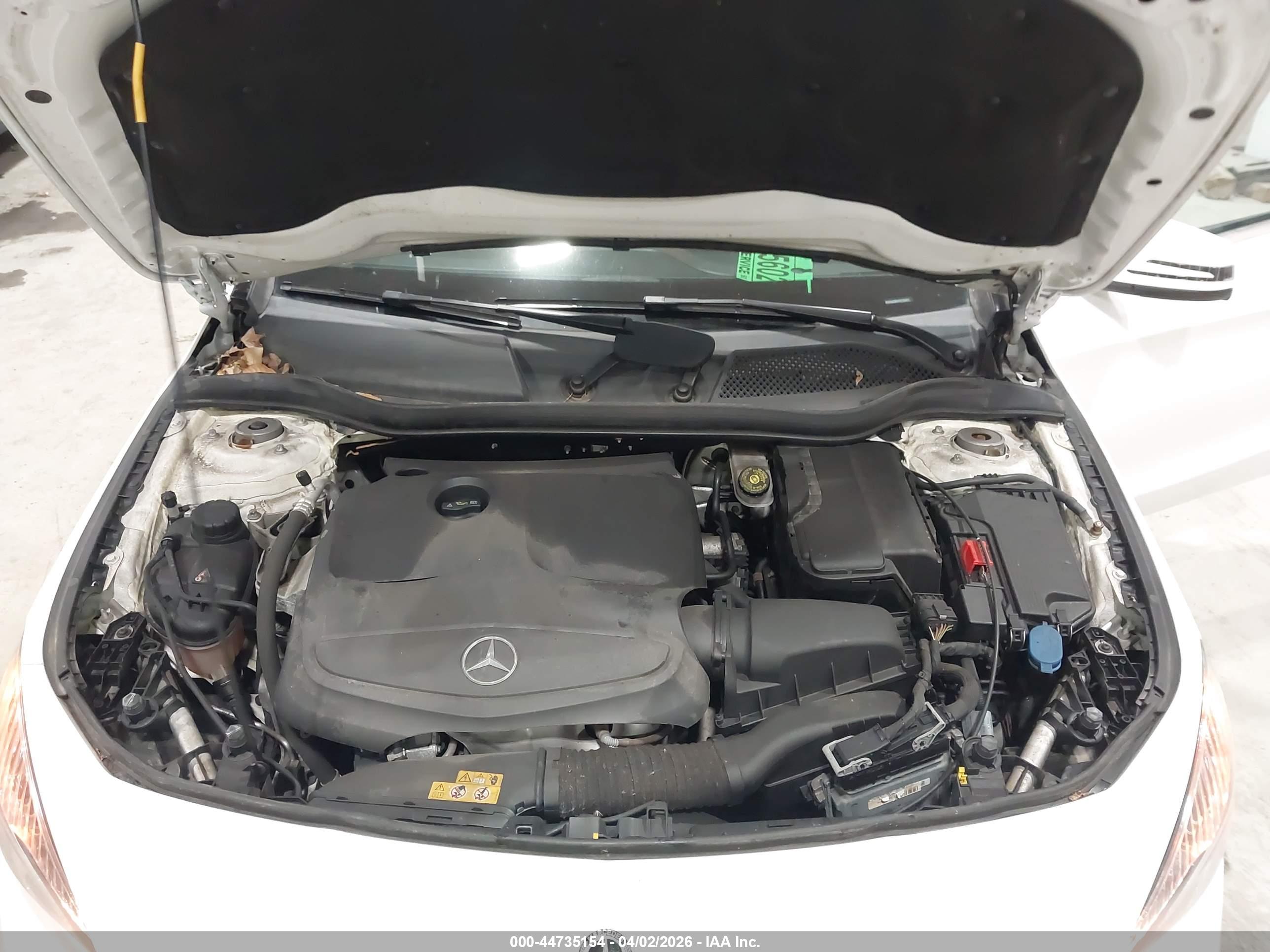 MERCEDES-BENZ CLA image 10