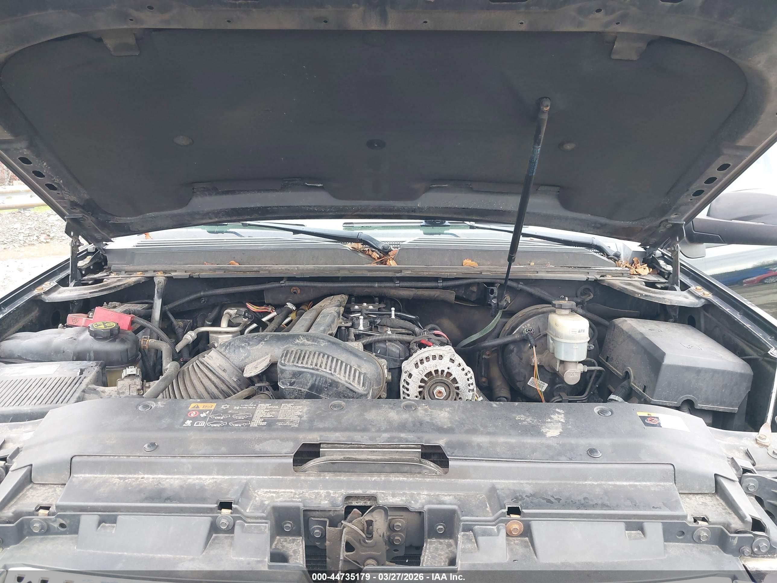 GMC YUKON image 10