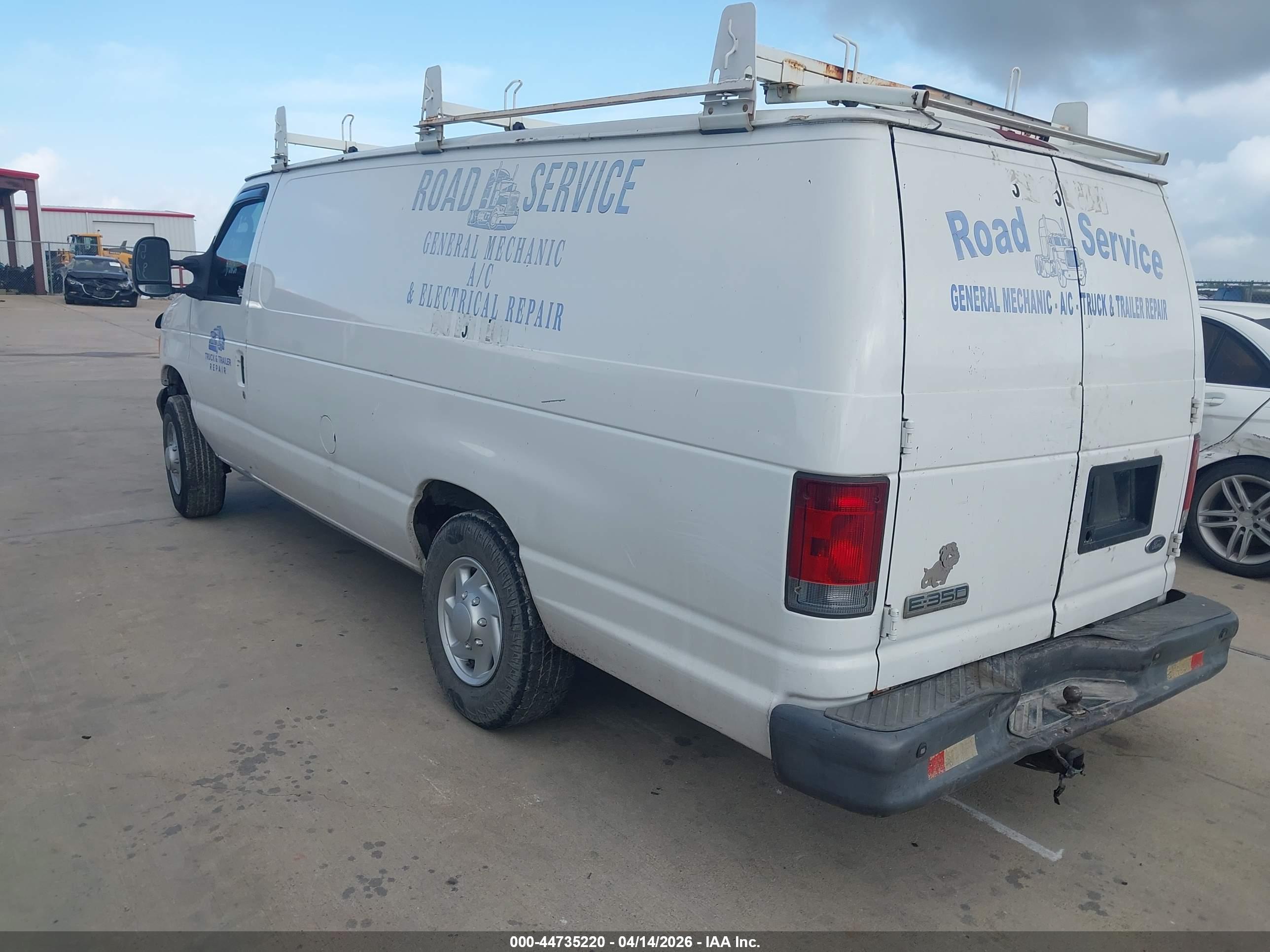FORD E-350 image 3