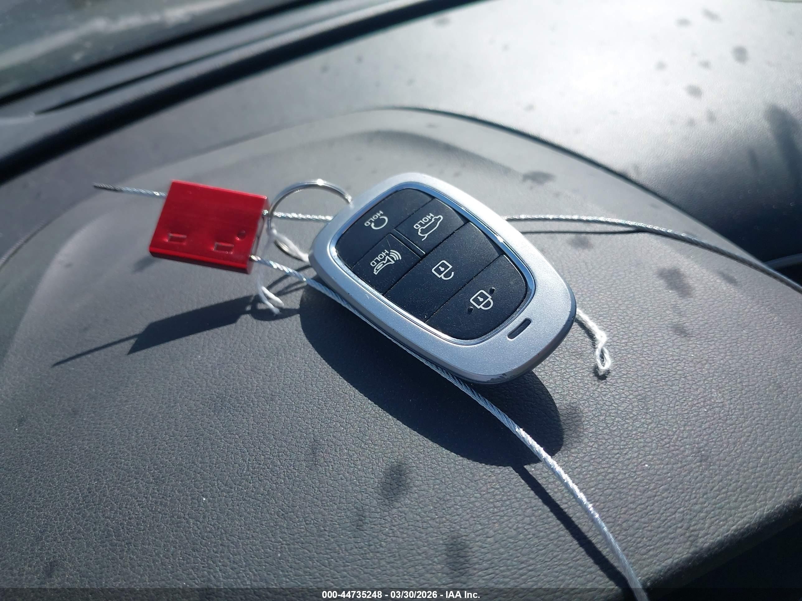 HYUNDAI TUCSON image 11