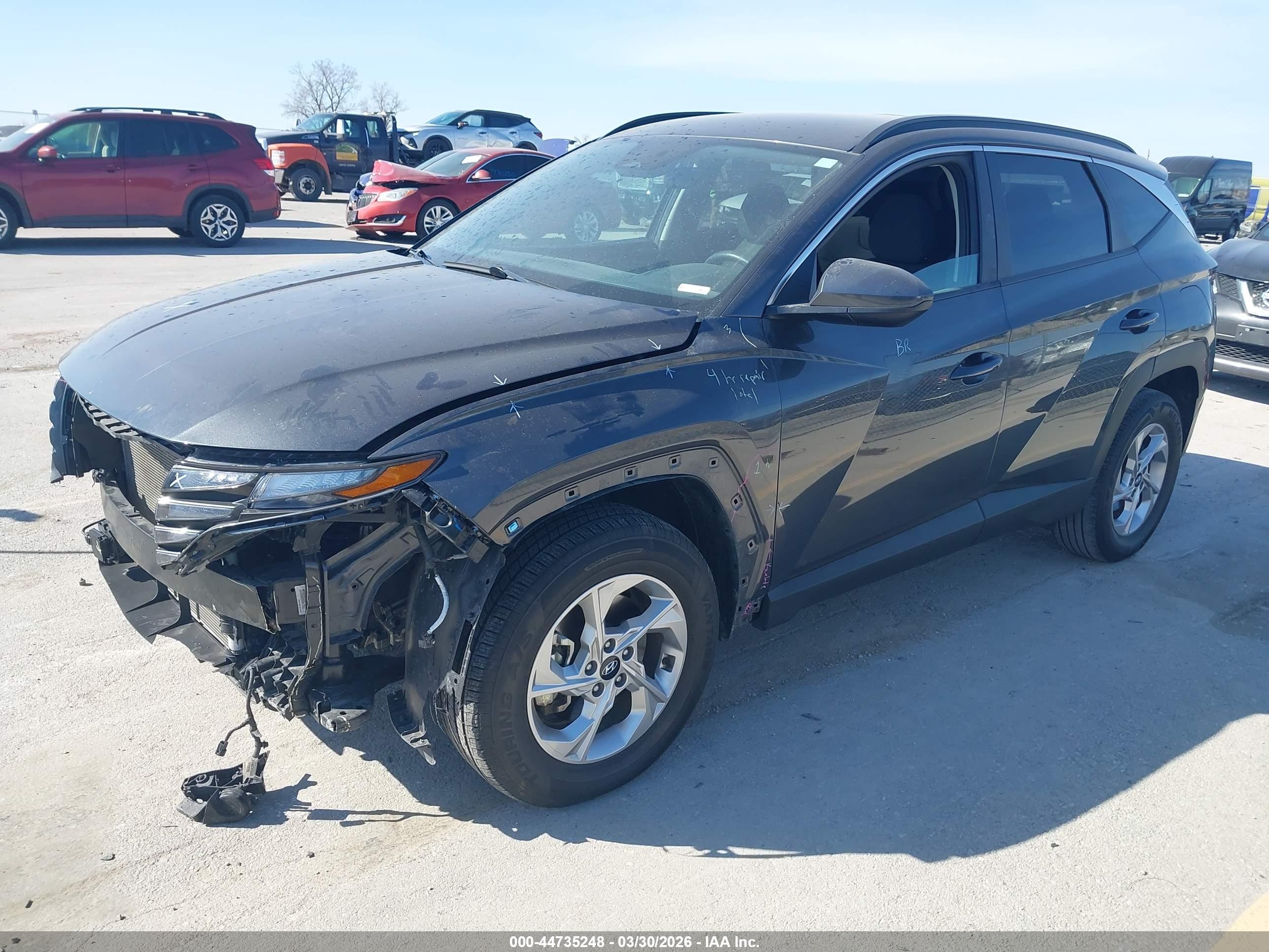 HYUNDAI TUCSON image 2