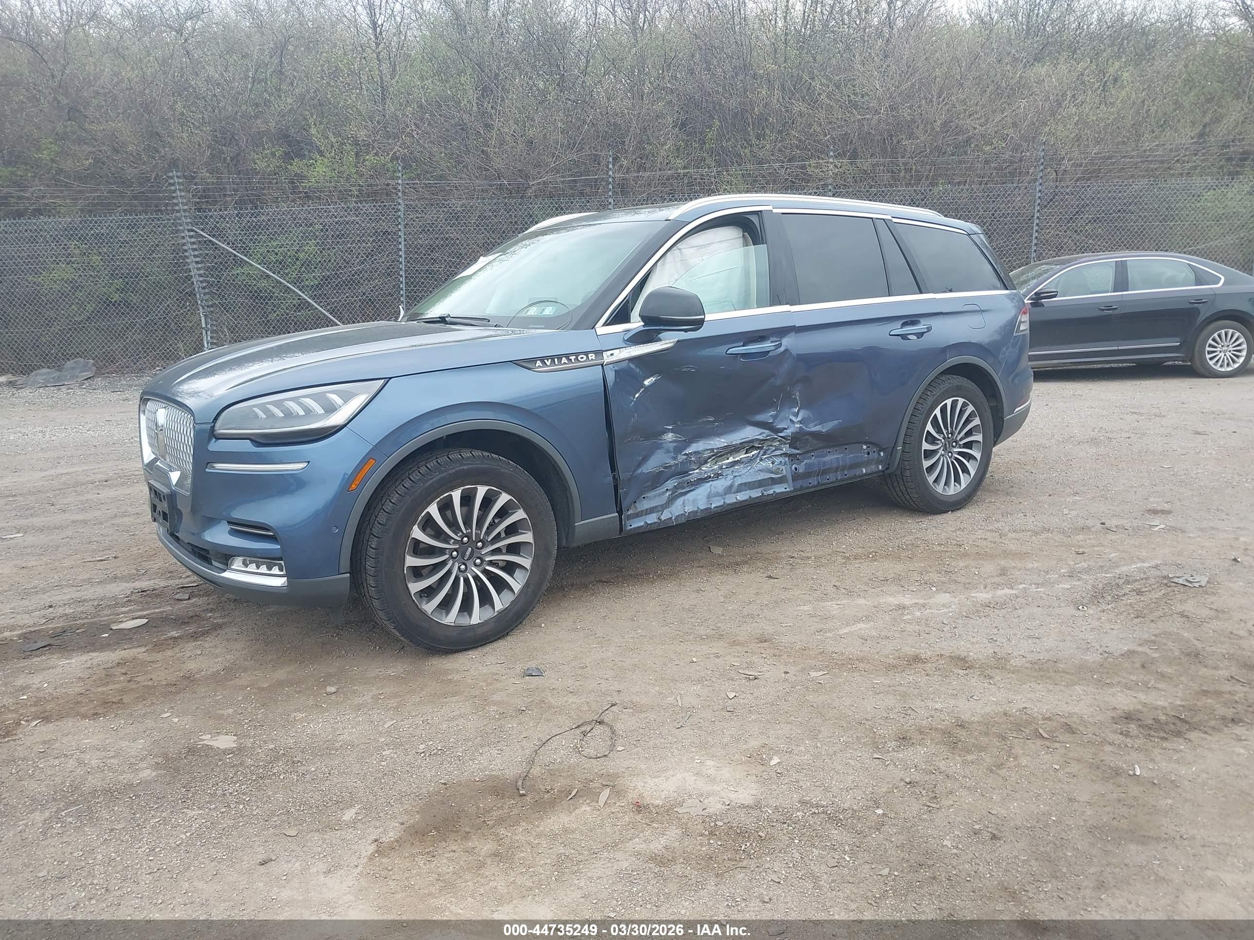 LINCOLN AVIATOR image 2