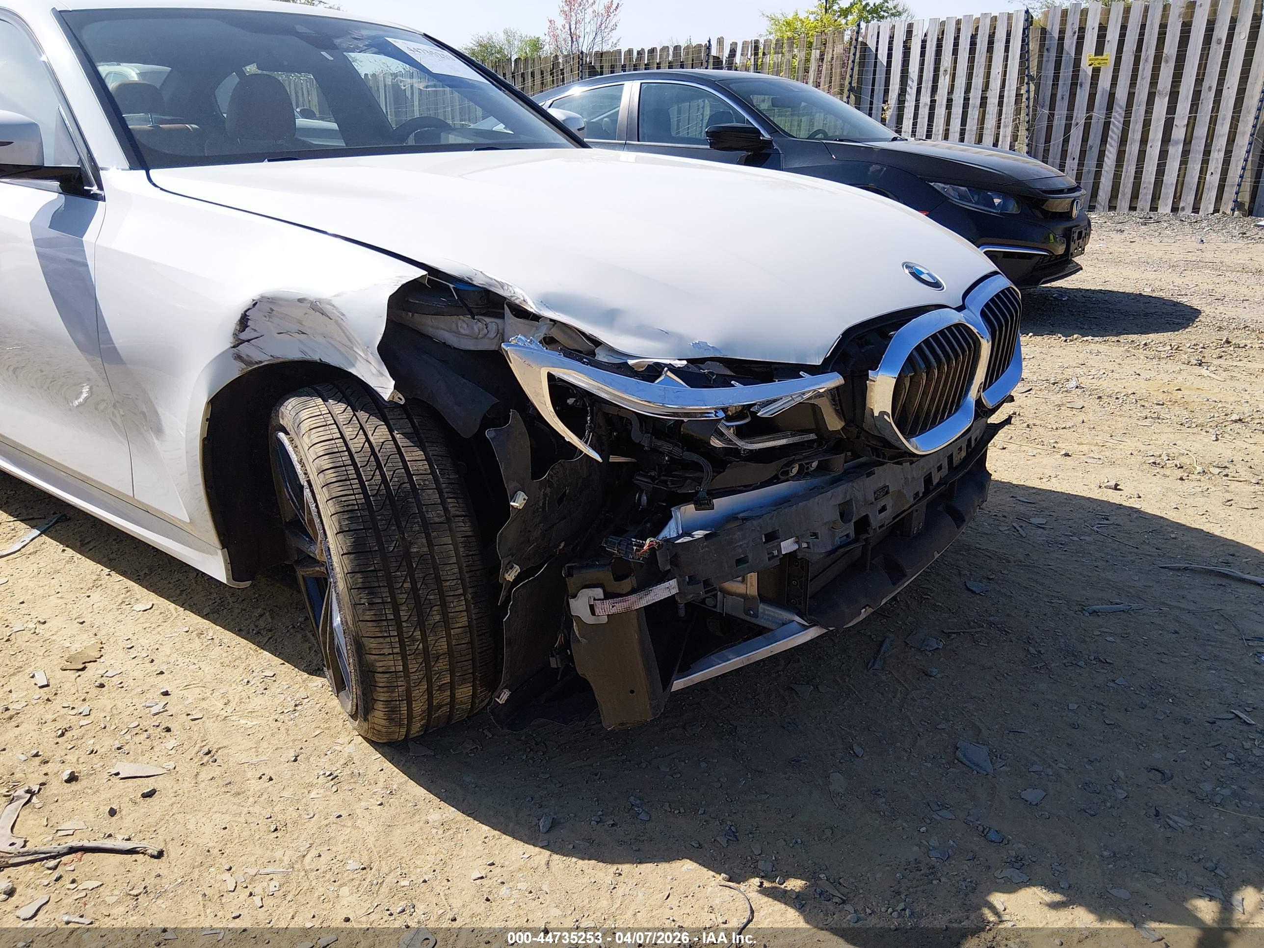 BMW 330I image 6
