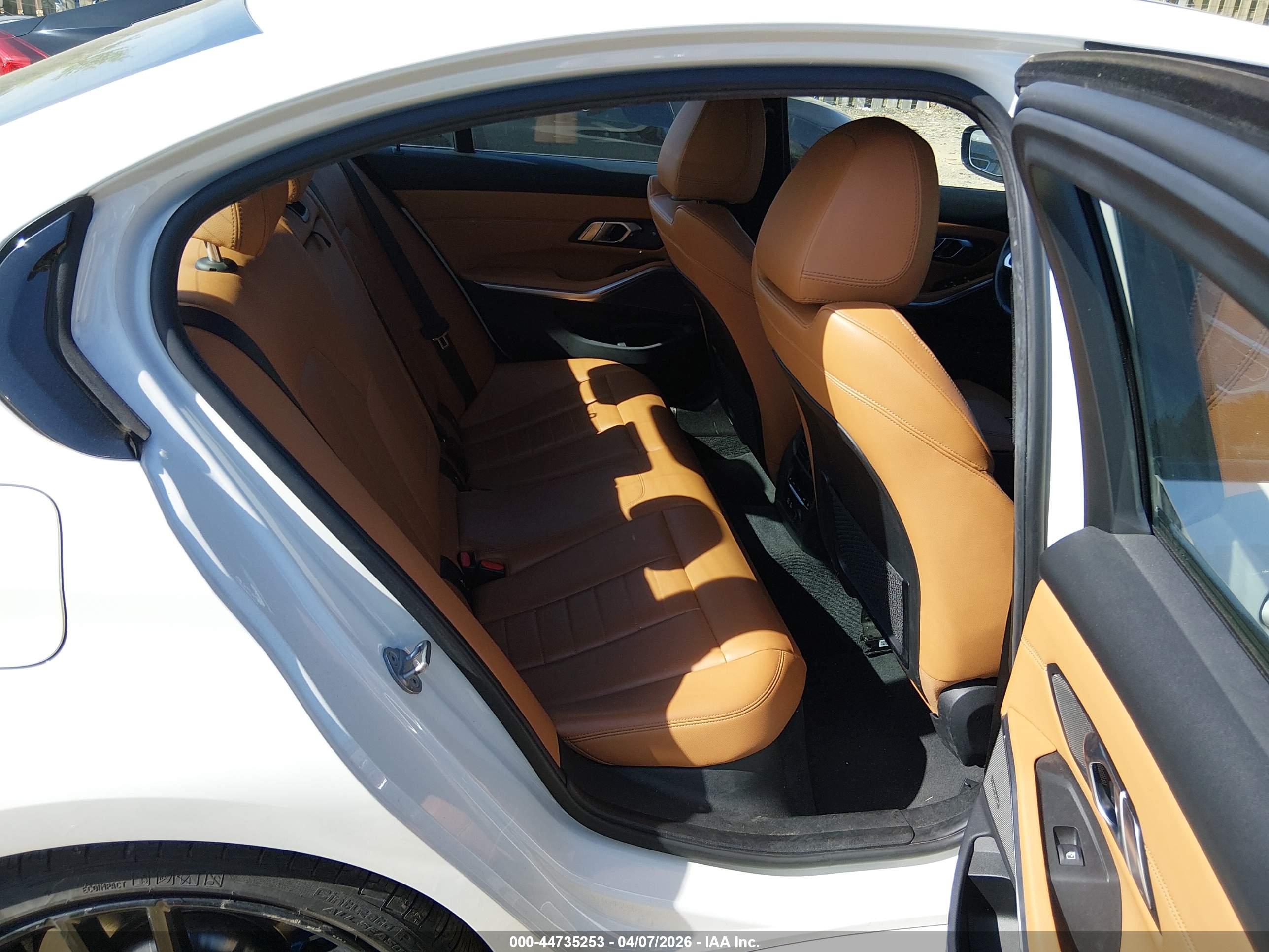 BMW 330I image 8