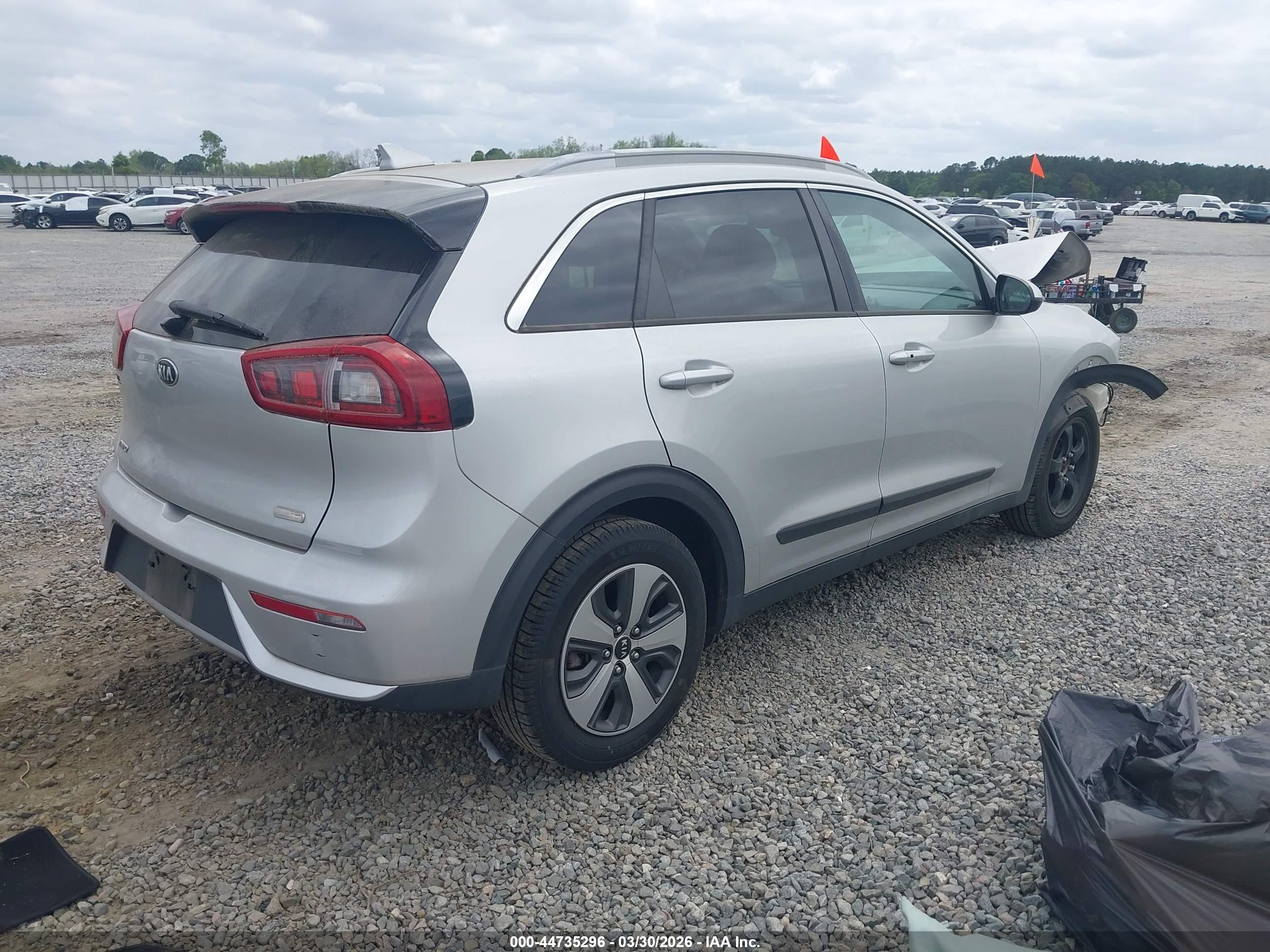 KIA NIRO image 4